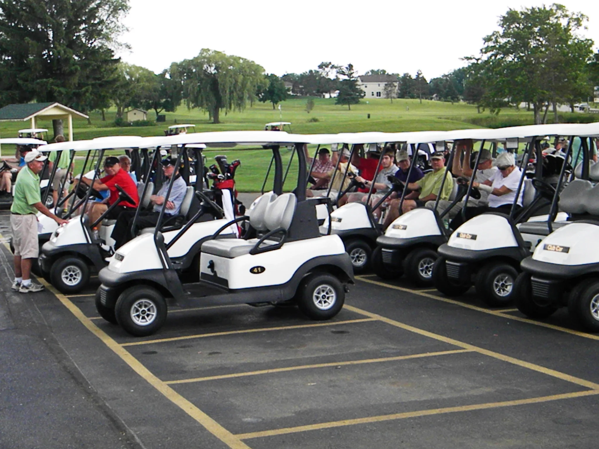 gathering-golf-event_14521133125_o.jpg