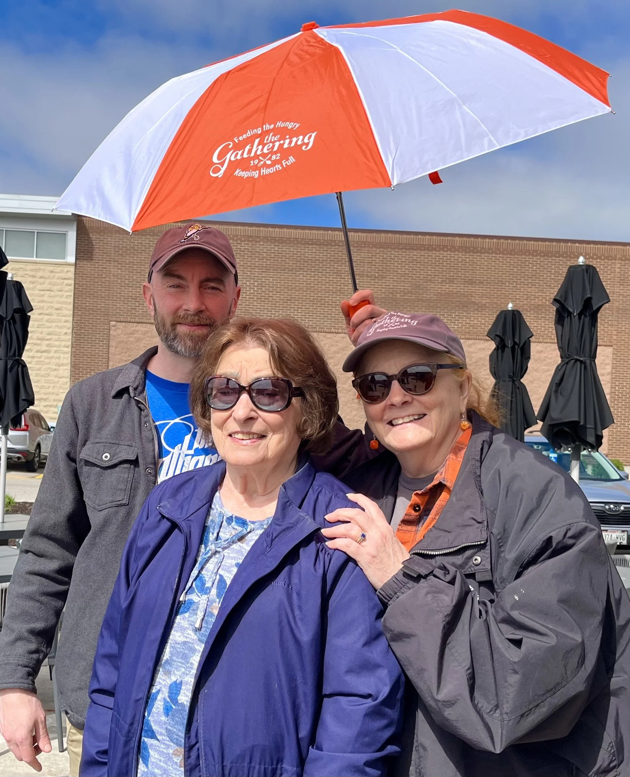 A Mothers Love in Action: Three Generations Serving Together