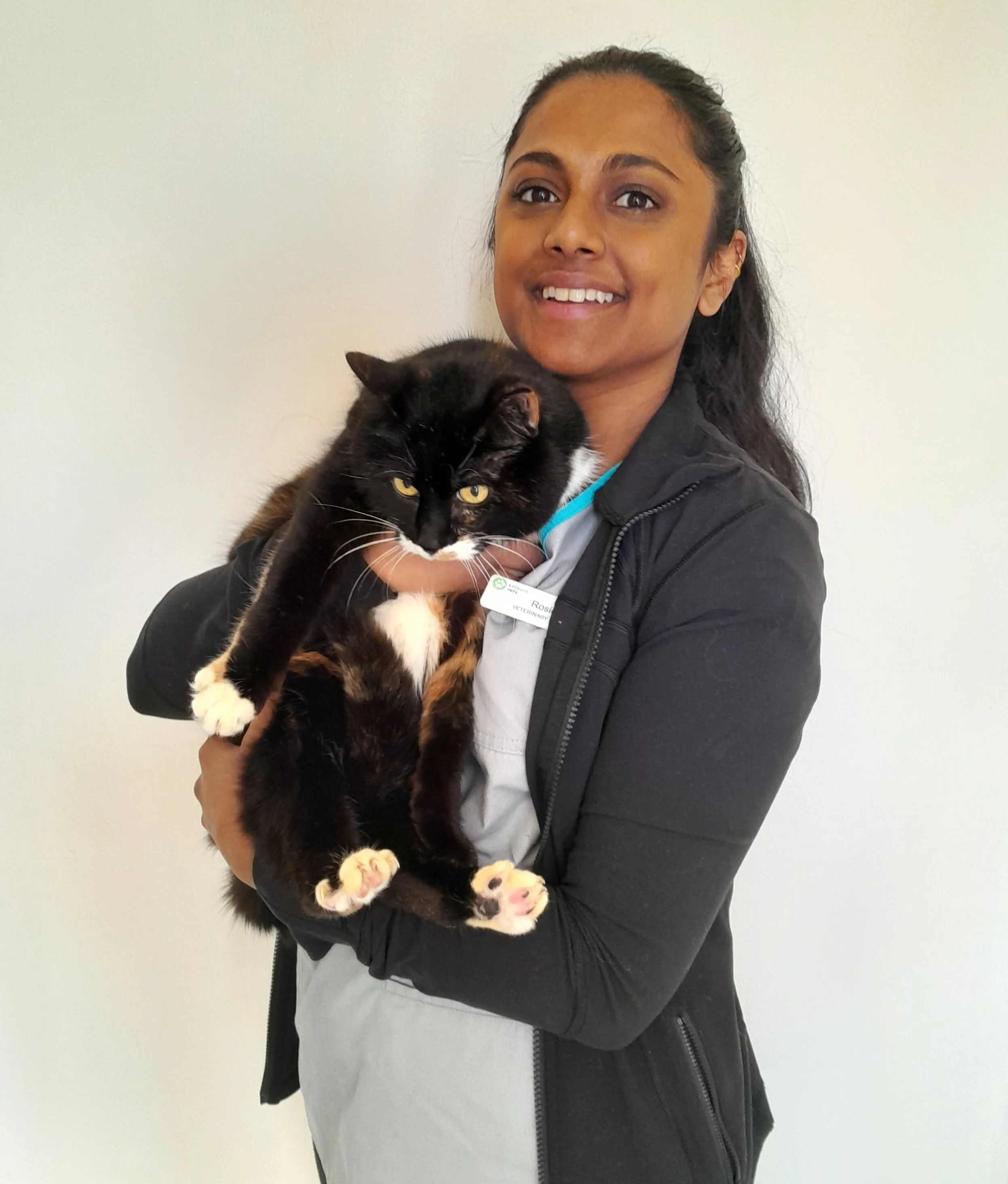 Rosie Hunter-Subramoney, senior veterinary nurse. Advanced anaesthesia skills