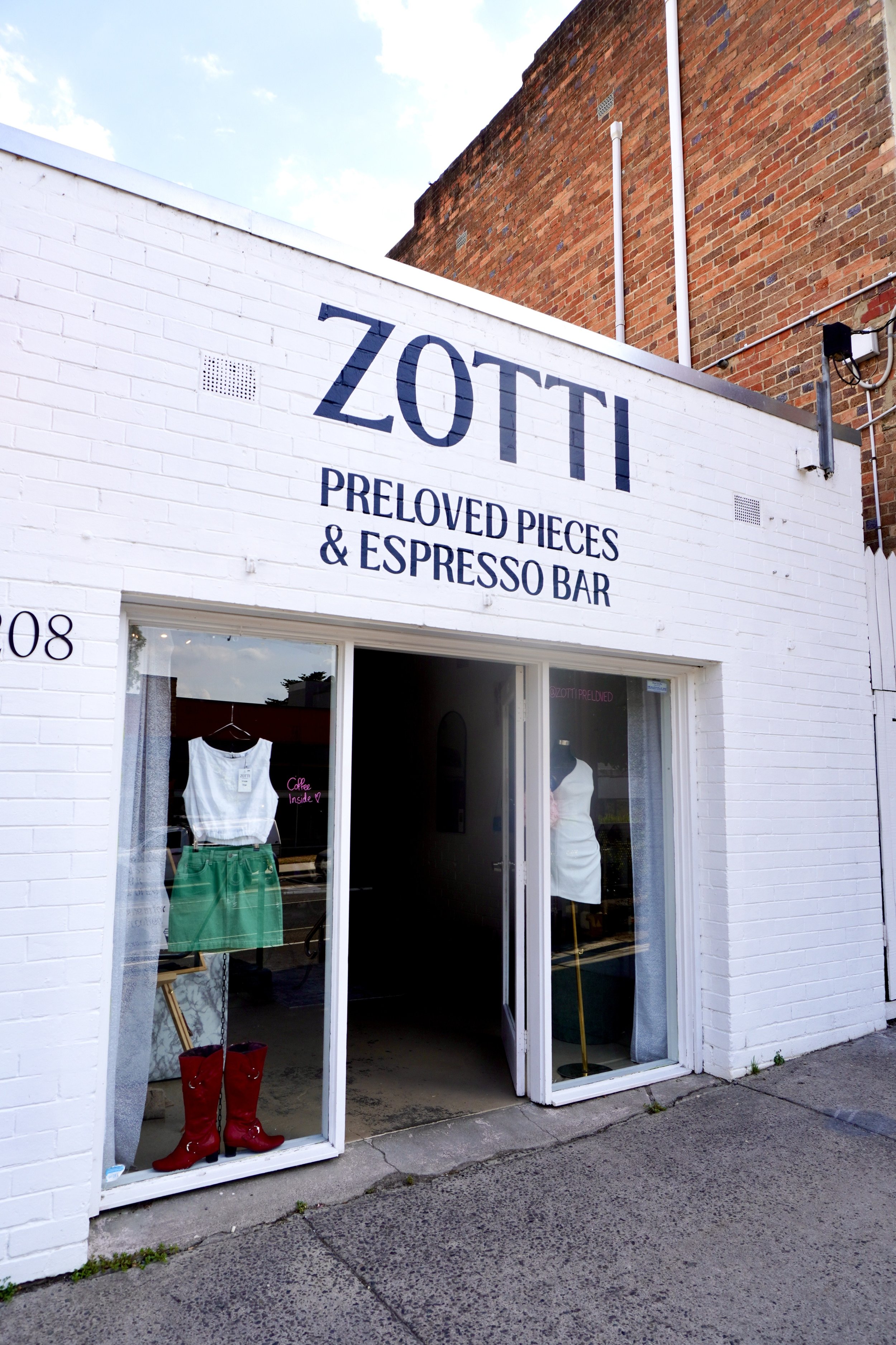 Healesville’s newest preloved fashion and espresso bar, Zotti, is the chance manifestation of teenage dreams.