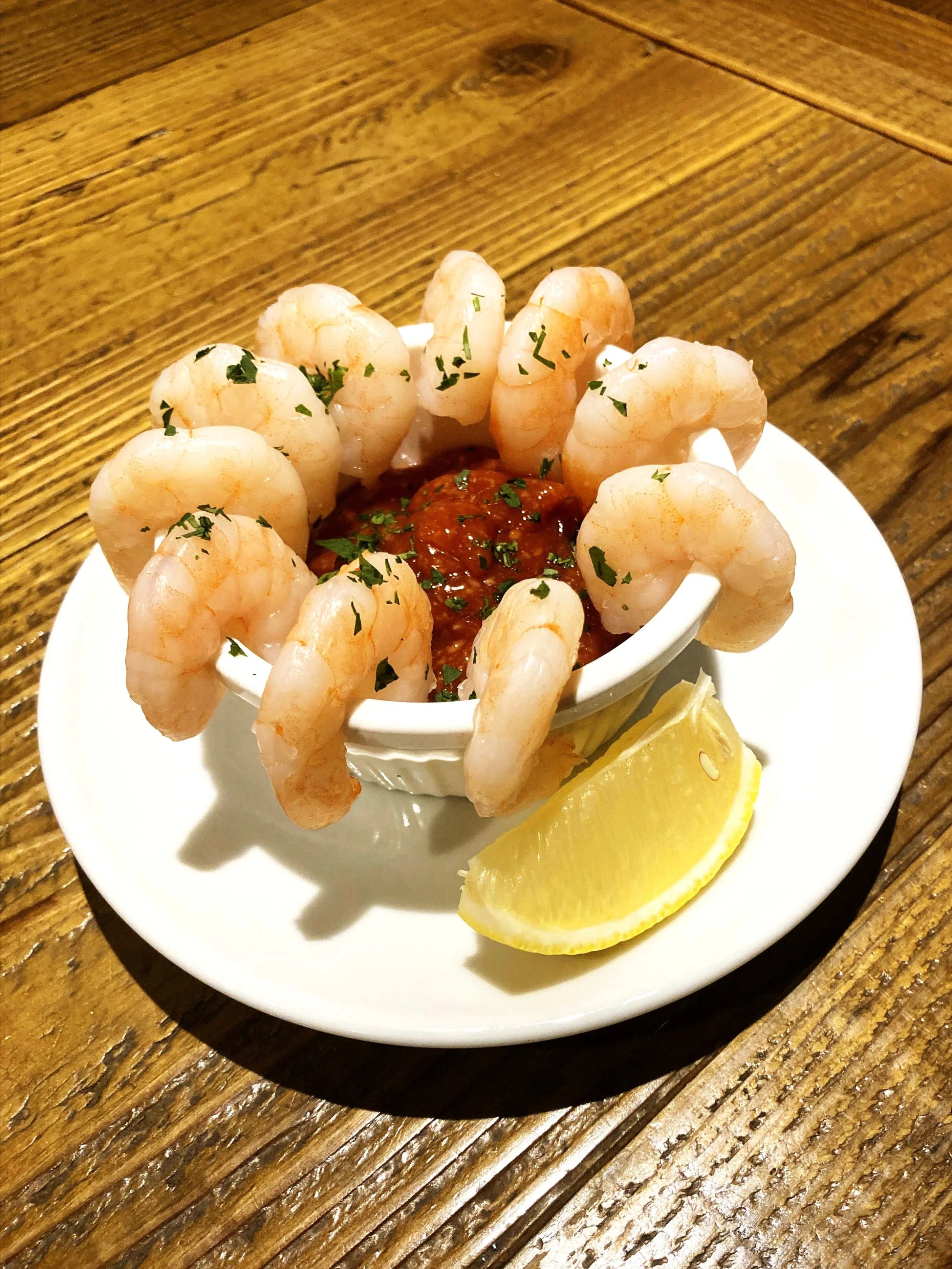 レモンのくさりとエビのサラダ