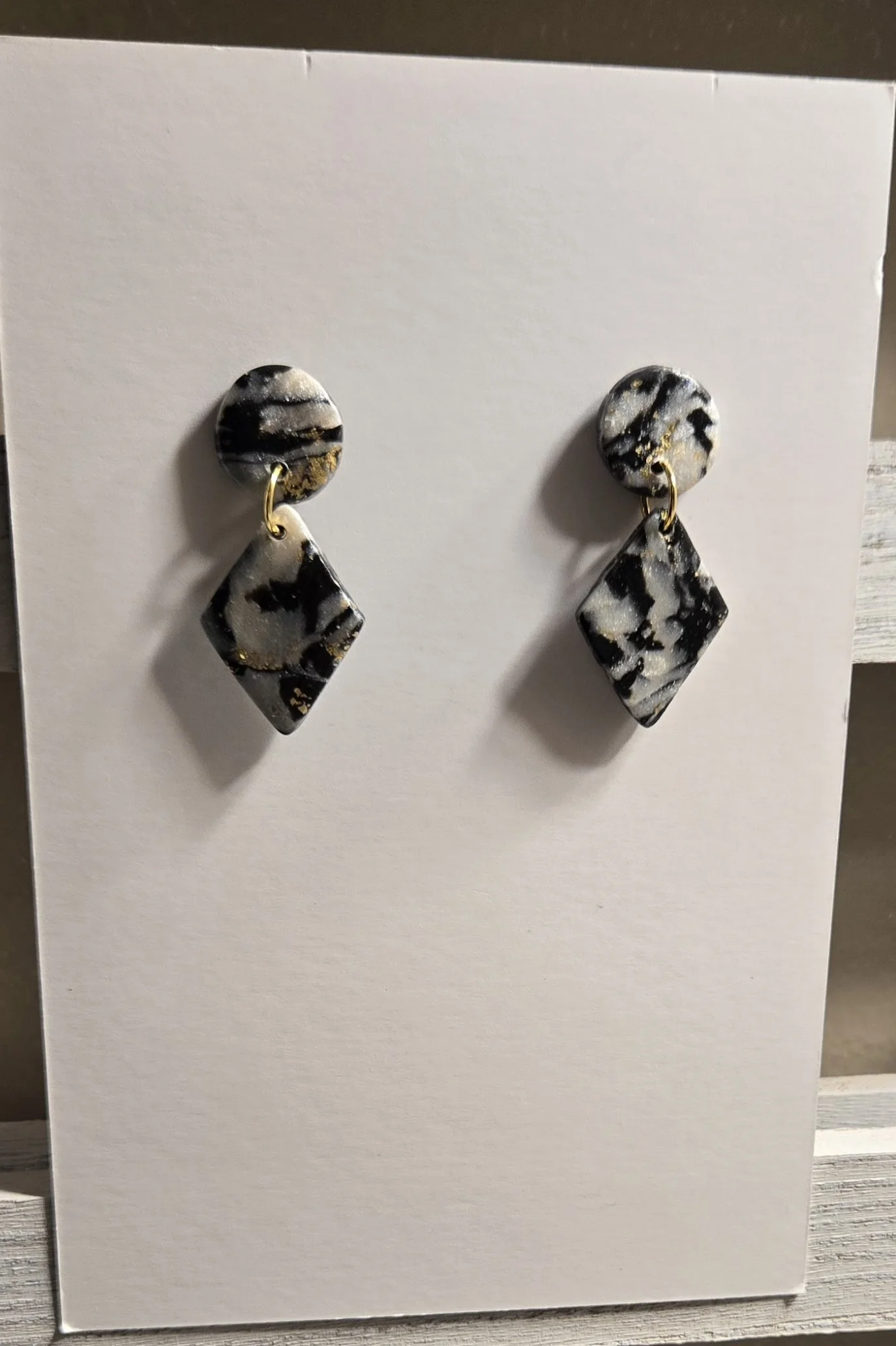 Black Marble Diamond