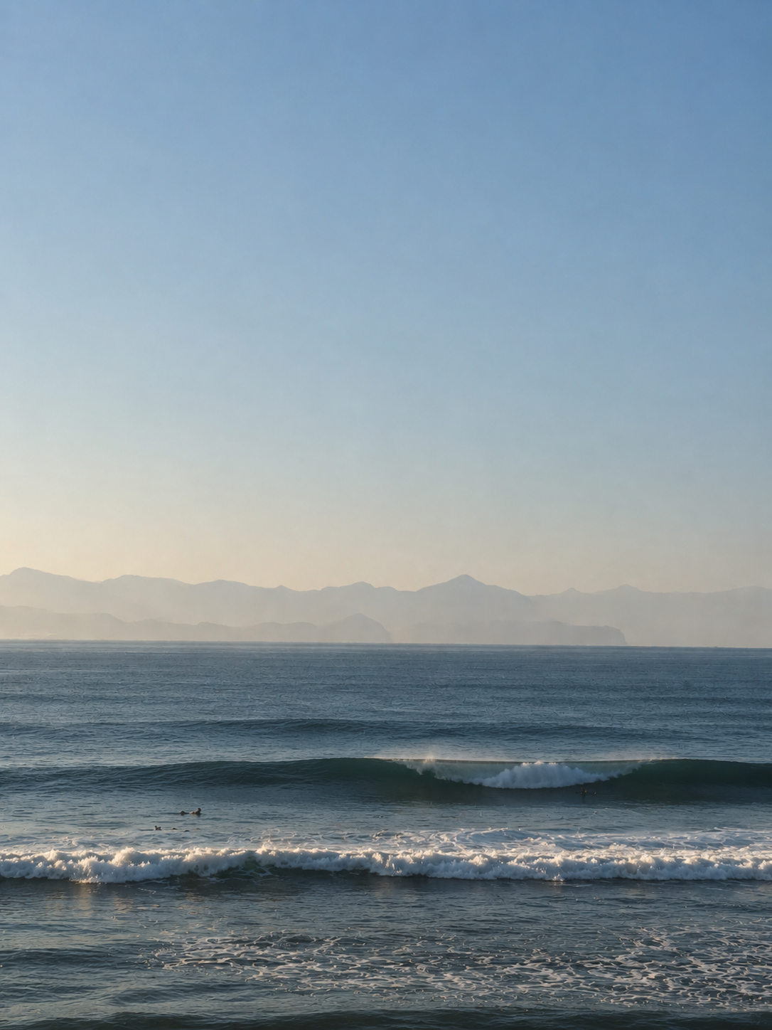 DAY SURF WAVES.png