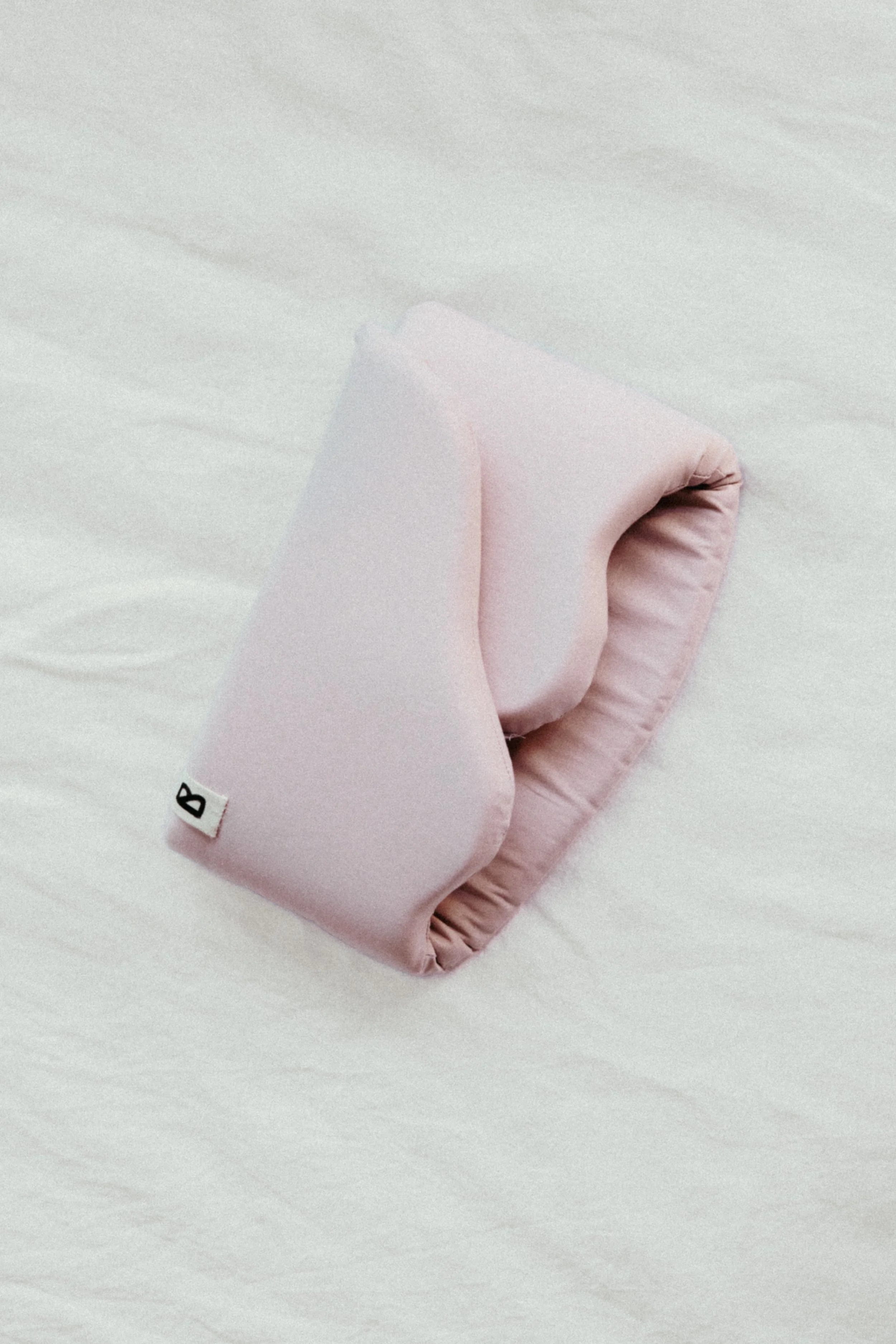 BR-Sleep-WE-MET-IN-JUNE-110 2.JPEG