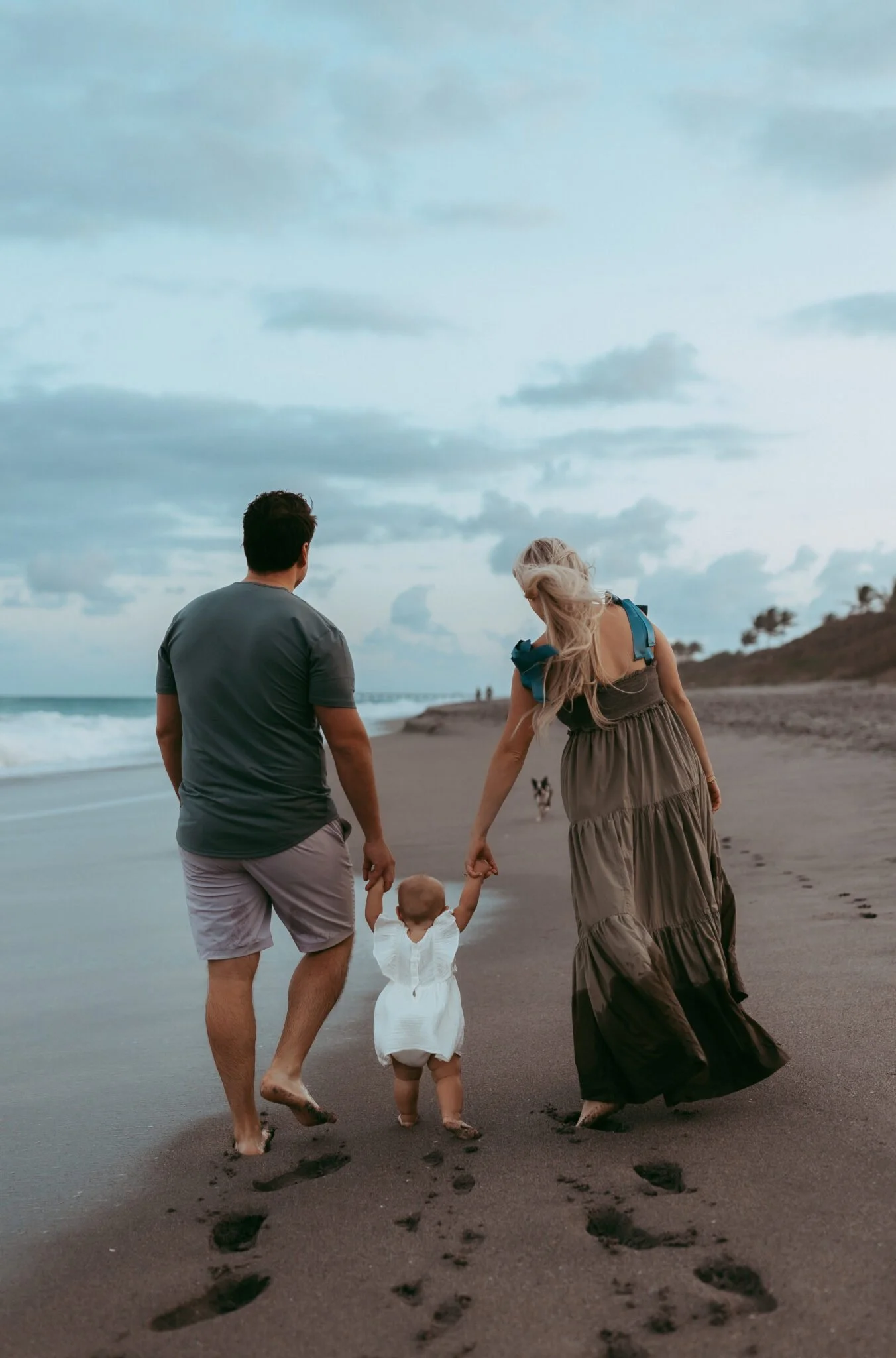 Sandy Paws &amp; Sunset Skies: A Family Session at Jupiter Beach