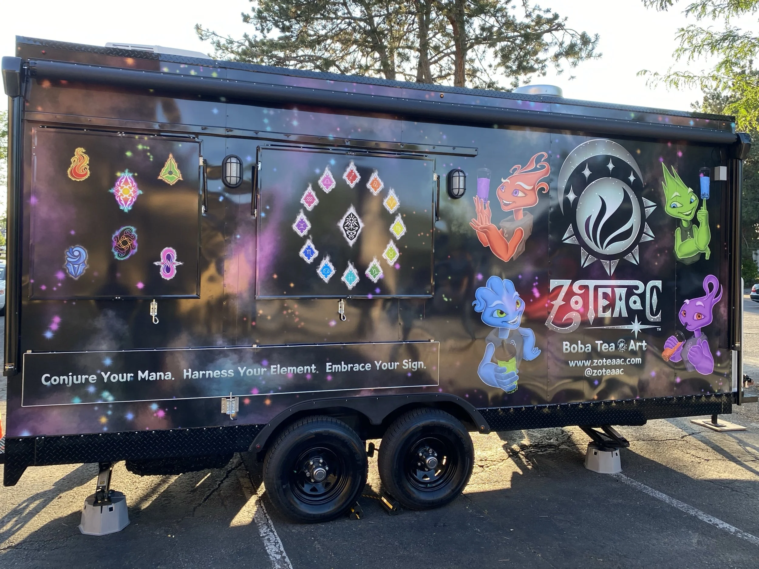 ZOTEAAC Serving Window Side Full Art at physical location, ABU Games.