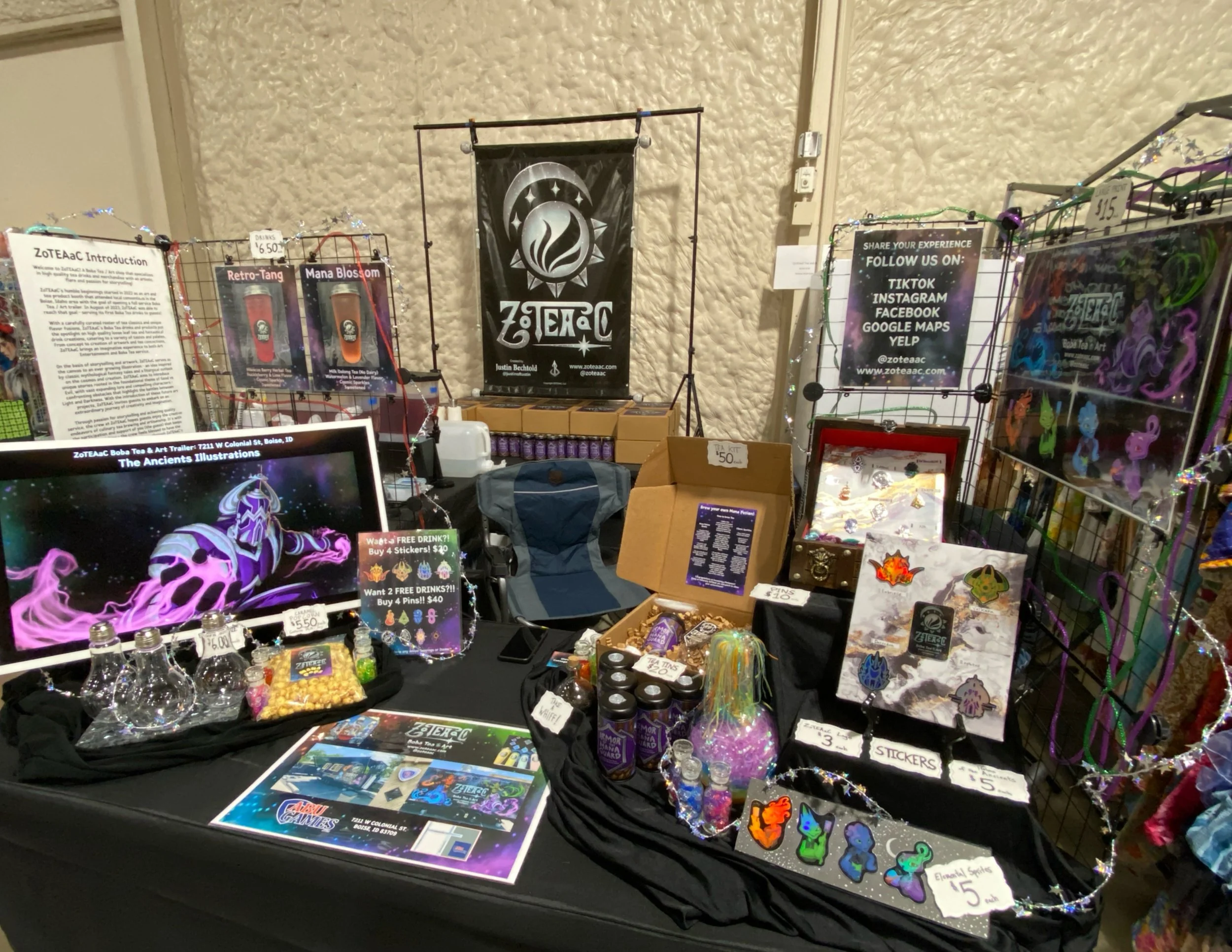ZOTEAAC Tea and Art Booth at Gem State Comic Con Event, Idaho.