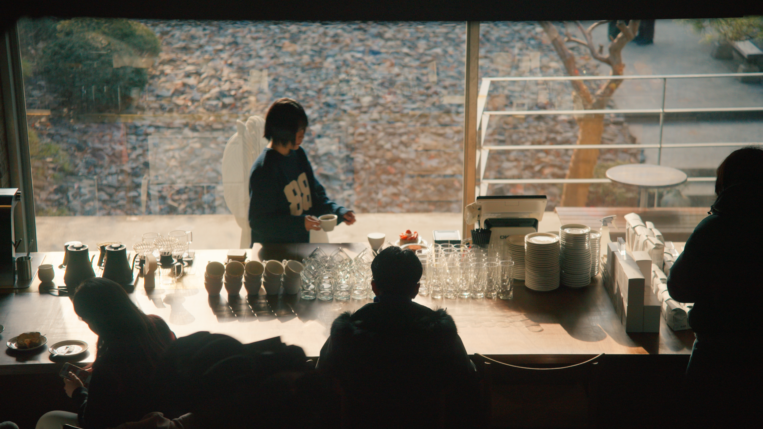 002c- YT - Cafes you should visit 1 .00_00_15_05.Still010.png