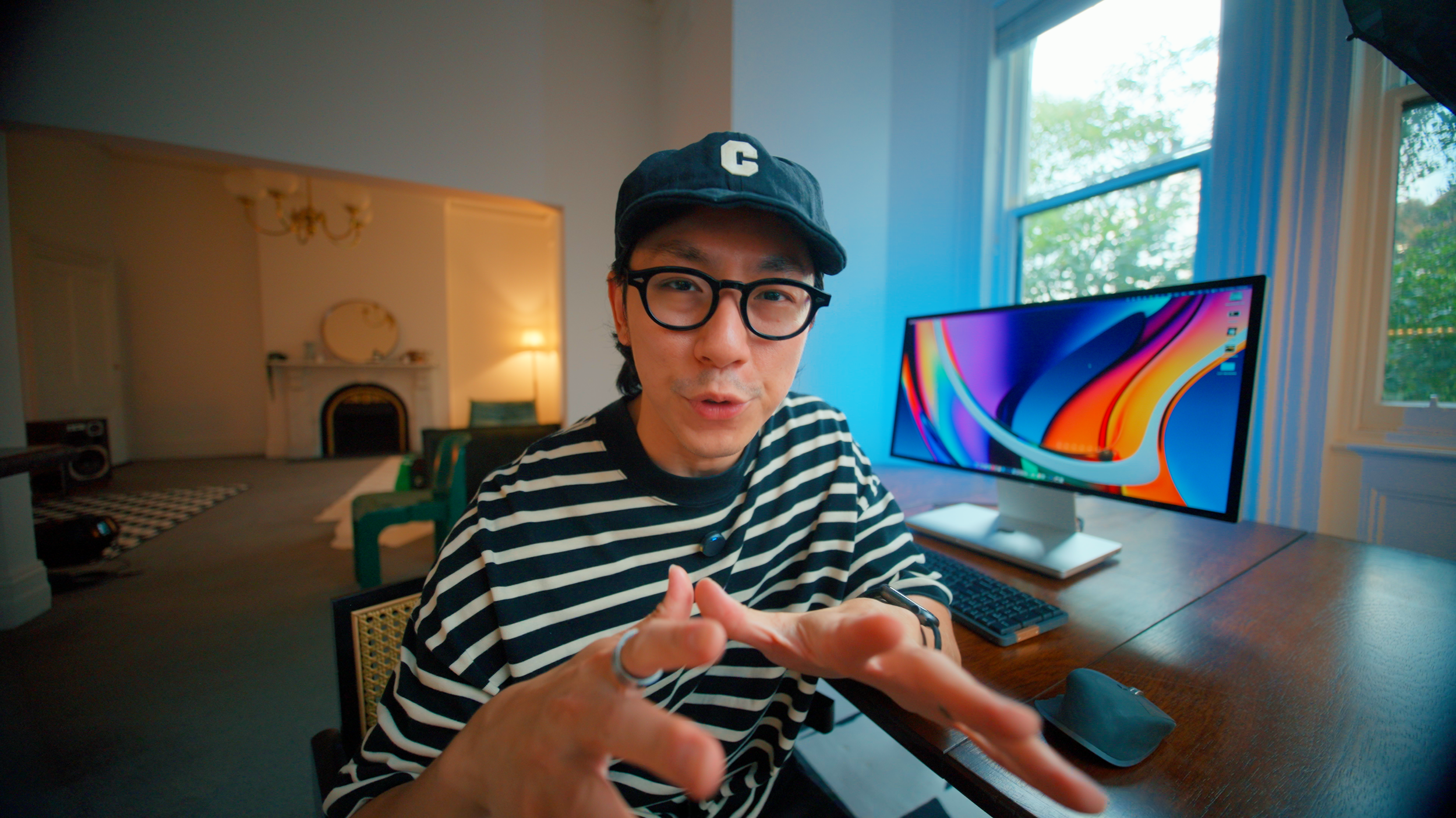 _2512_iamchrisyap_vlog APPLE STUDIO DISPLAY 7b.00_00_25_19.Still001.png