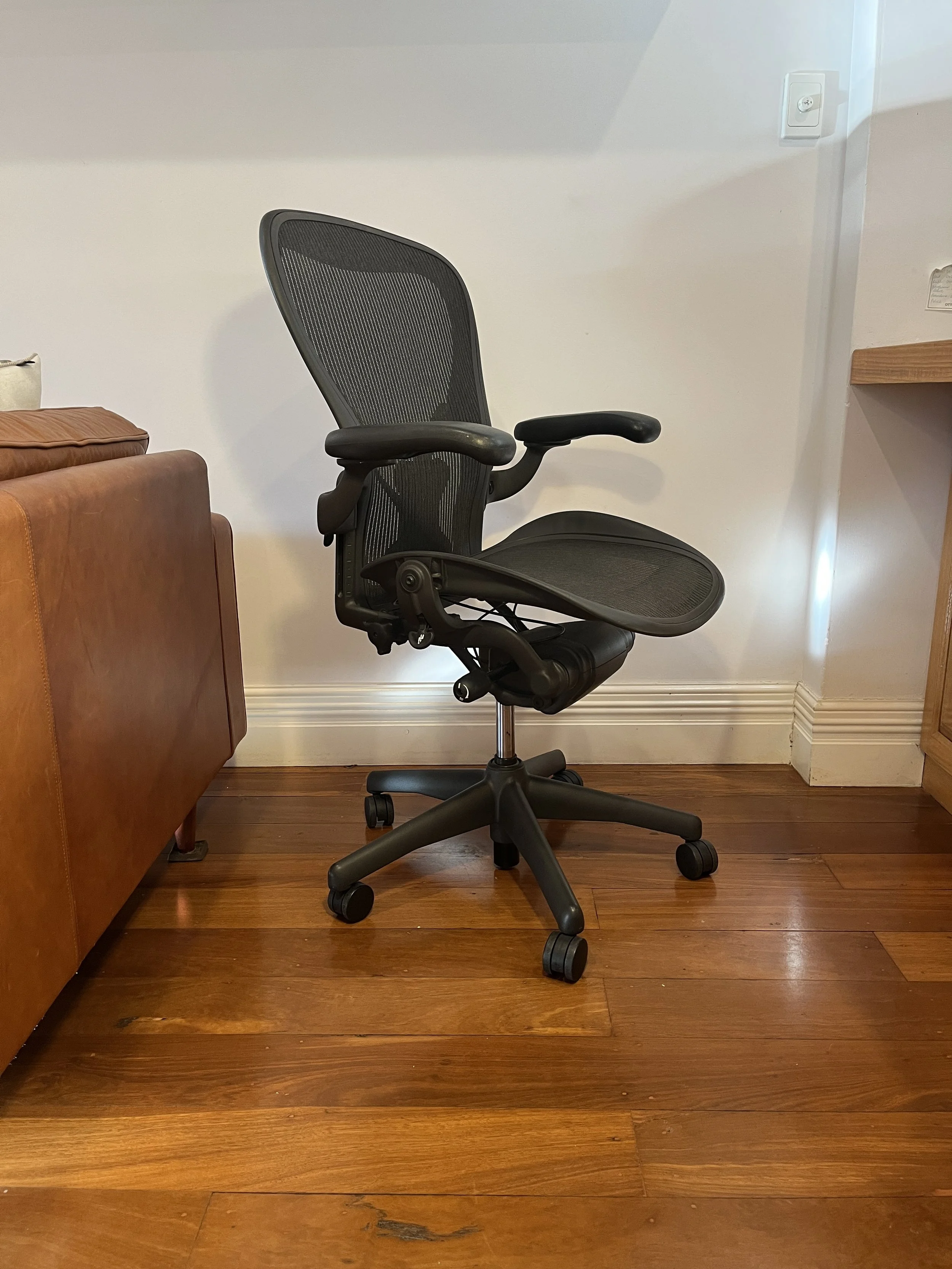 Herman Miller Aeron Classic