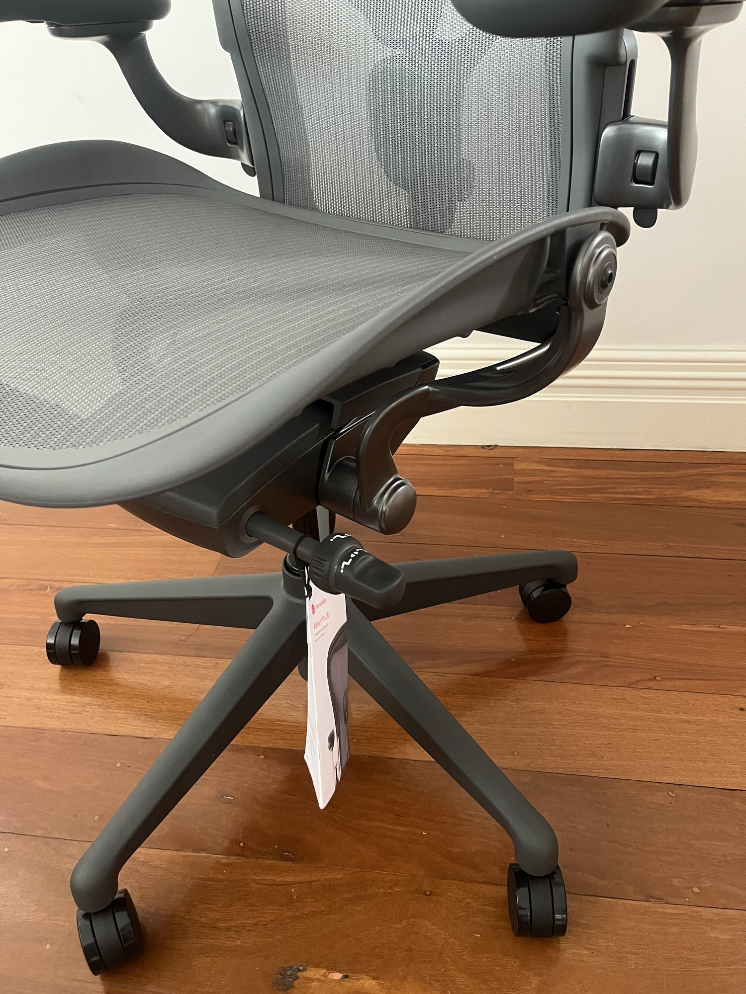 Herman Miller, Steelcase and Haworth Best Ergonomic Office Chairs ...
