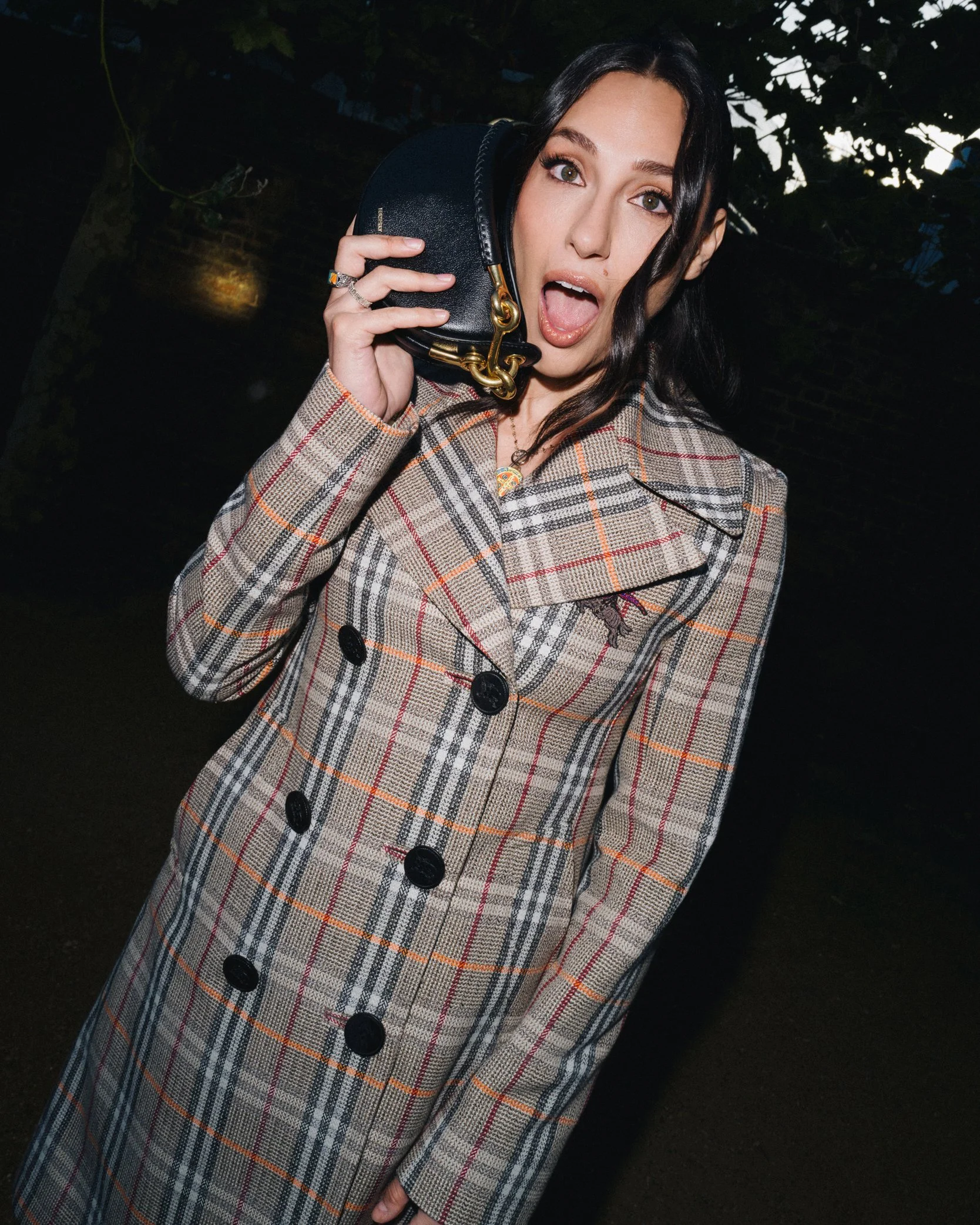 TEFI PESSOA x BURBERRY