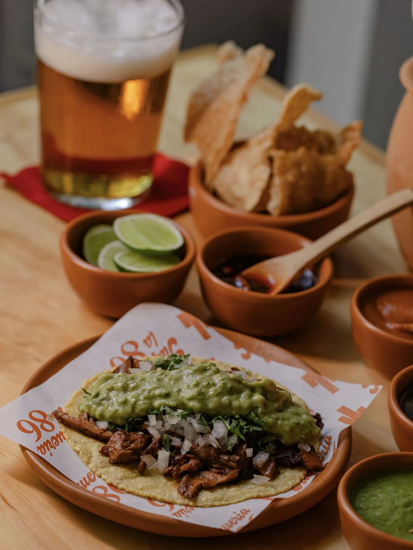 Taco campechano con guacamole de Taquería La 86 en Tulum