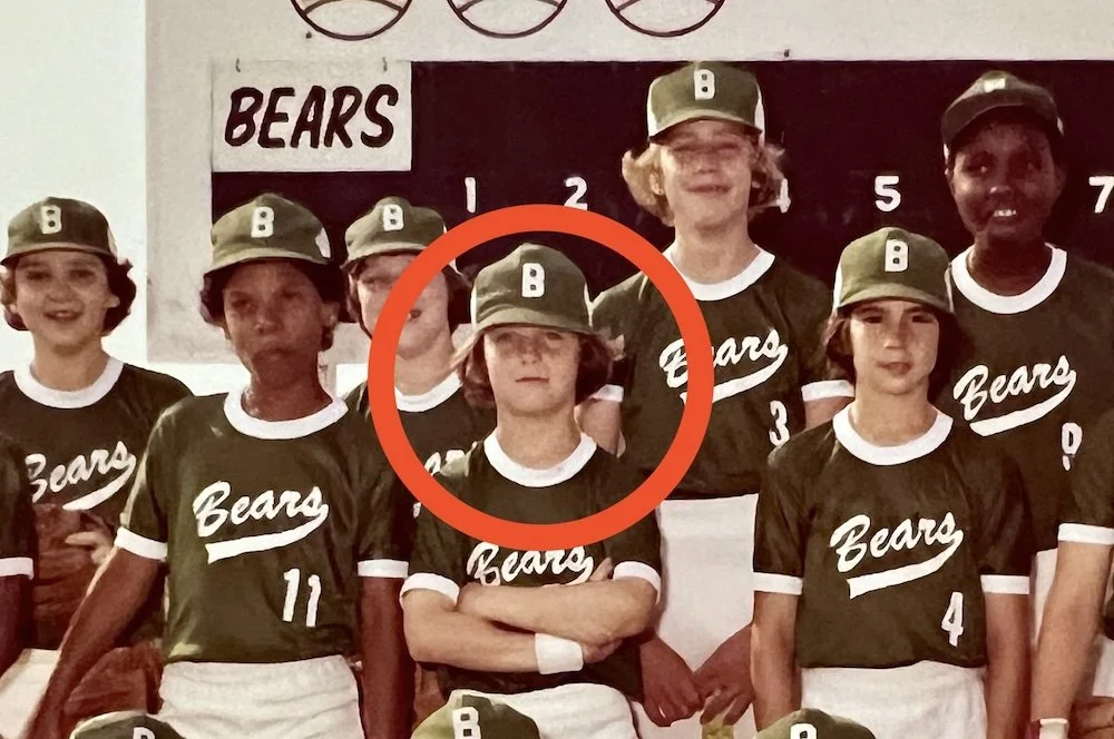 Meet artist Robert Joyner - the man behind the sports art on this site