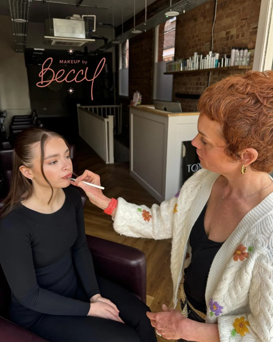 Prom time! 🎉 

Prom is your time to feel amazing, confident and still like you.

Whether you&rsquo;re dreaming of fresh, glowy skin or a soft glam look with a bit more definition, I&rsquo;ll create something that suits your vibe and makes you feel y