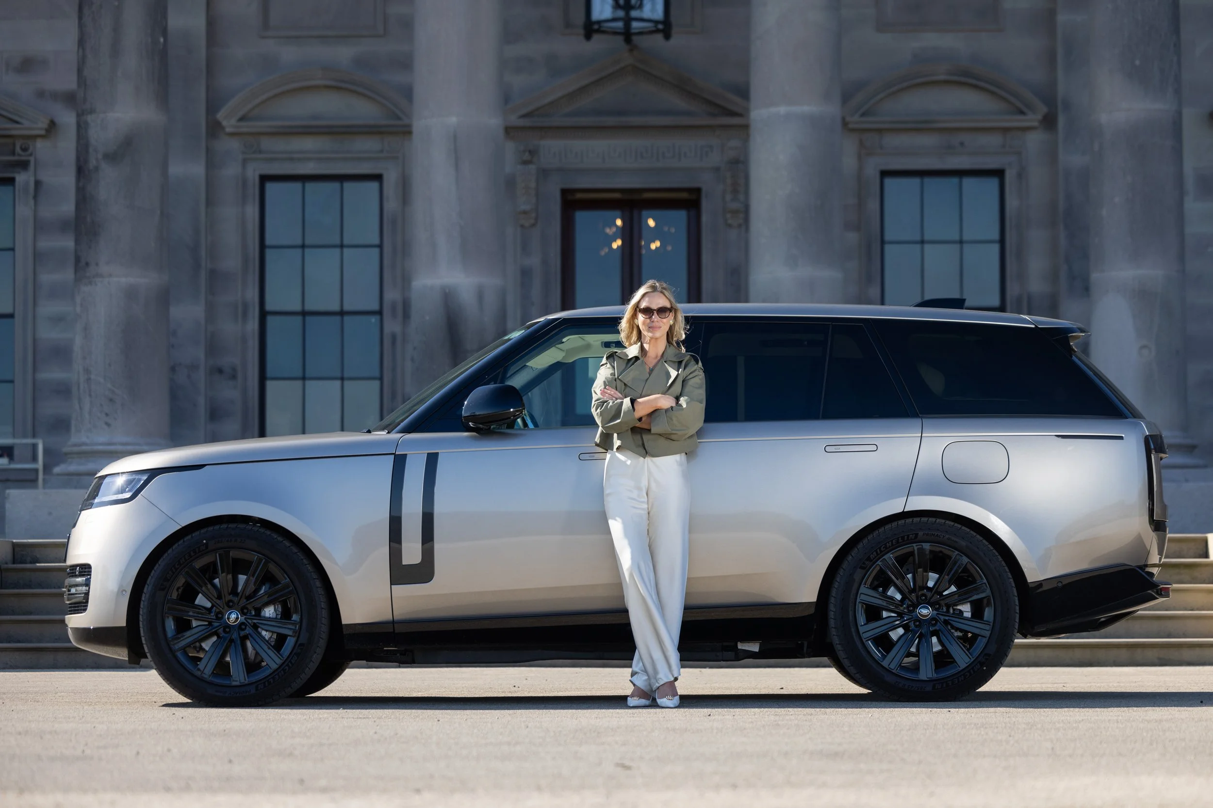 avril kelly carter range rover