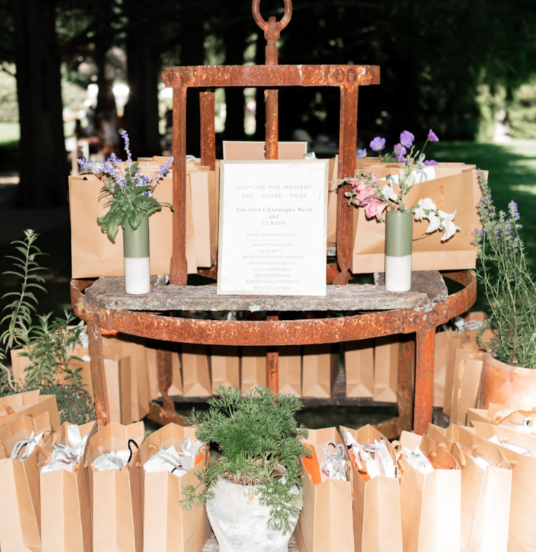 Hamptons Dolce Vita Pool Party