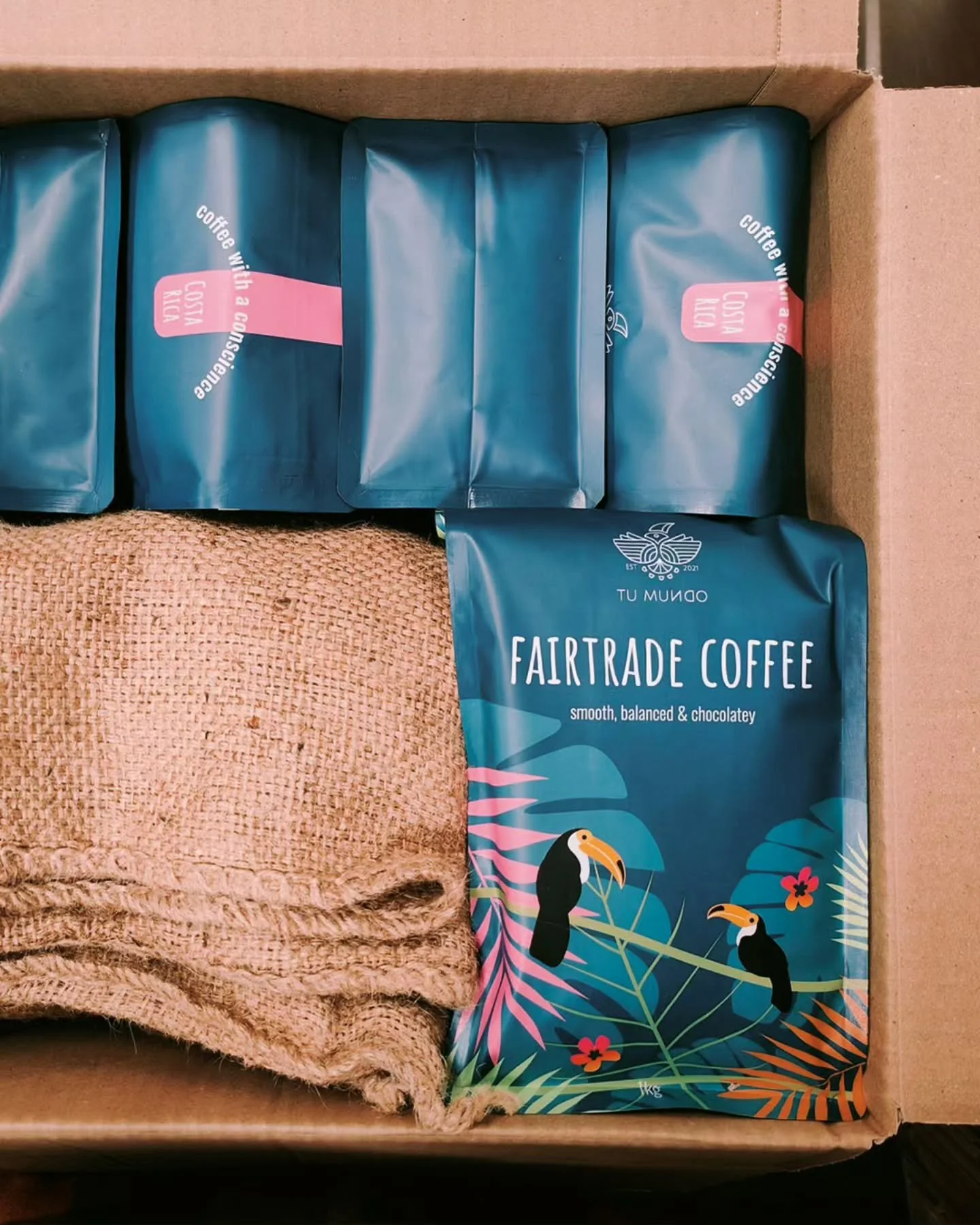 Let me tell you a secret. I still have an unopened pack of @tumundocoffee in my kitchen. I can't bare to ruin the packaging! ☕️ 

#lhcreative #designnaturally #graphicdesign #graphicdesigner #graphicdesignagency #brandingstudio #branddesigner #brandi