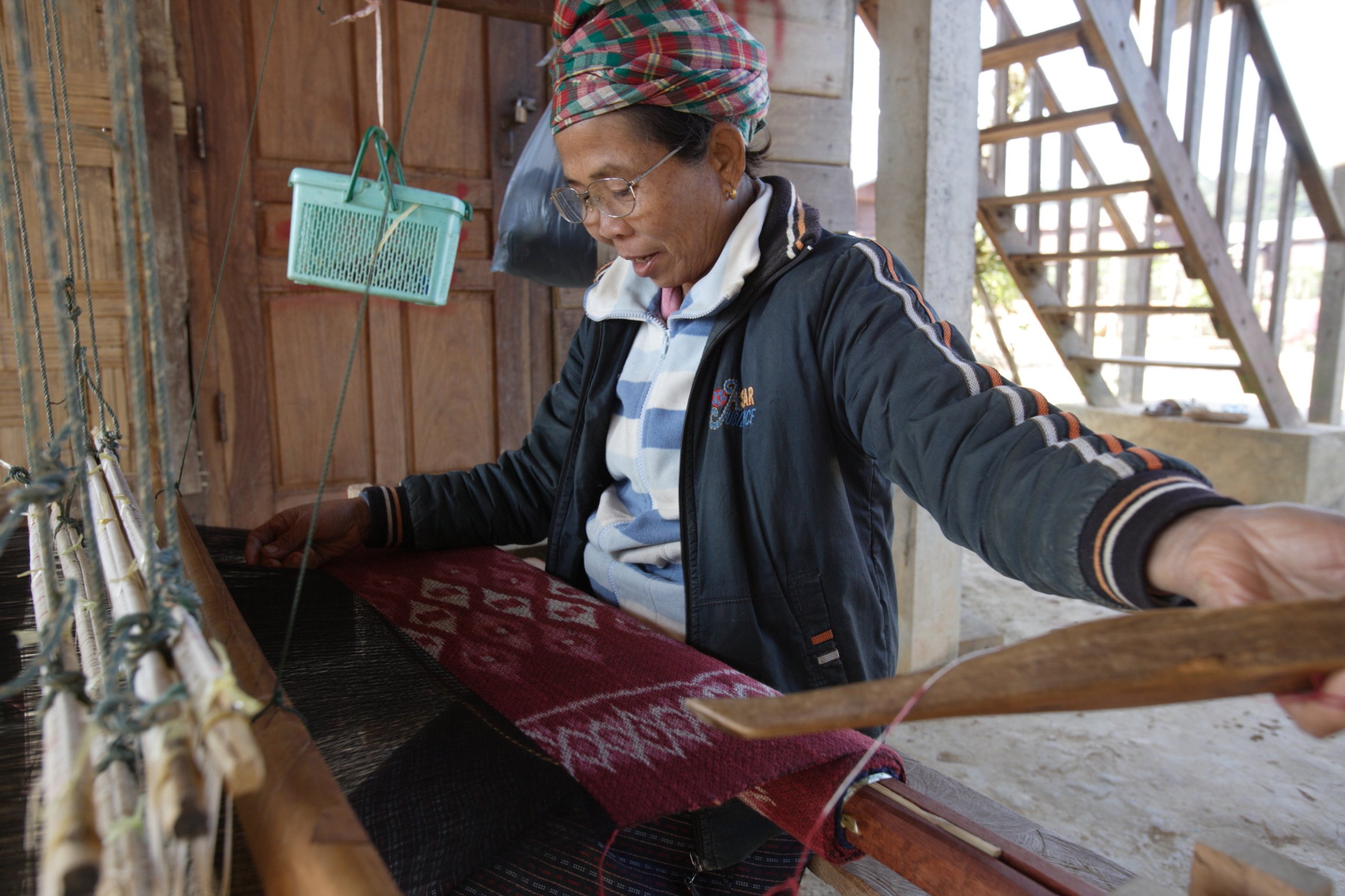 Step into a world where tradition breathes through every fibre. This is not just a tour—it’s a rare invitation to engage with one of Southeast Asia’s last vibrant strongholds of textile heritage. 