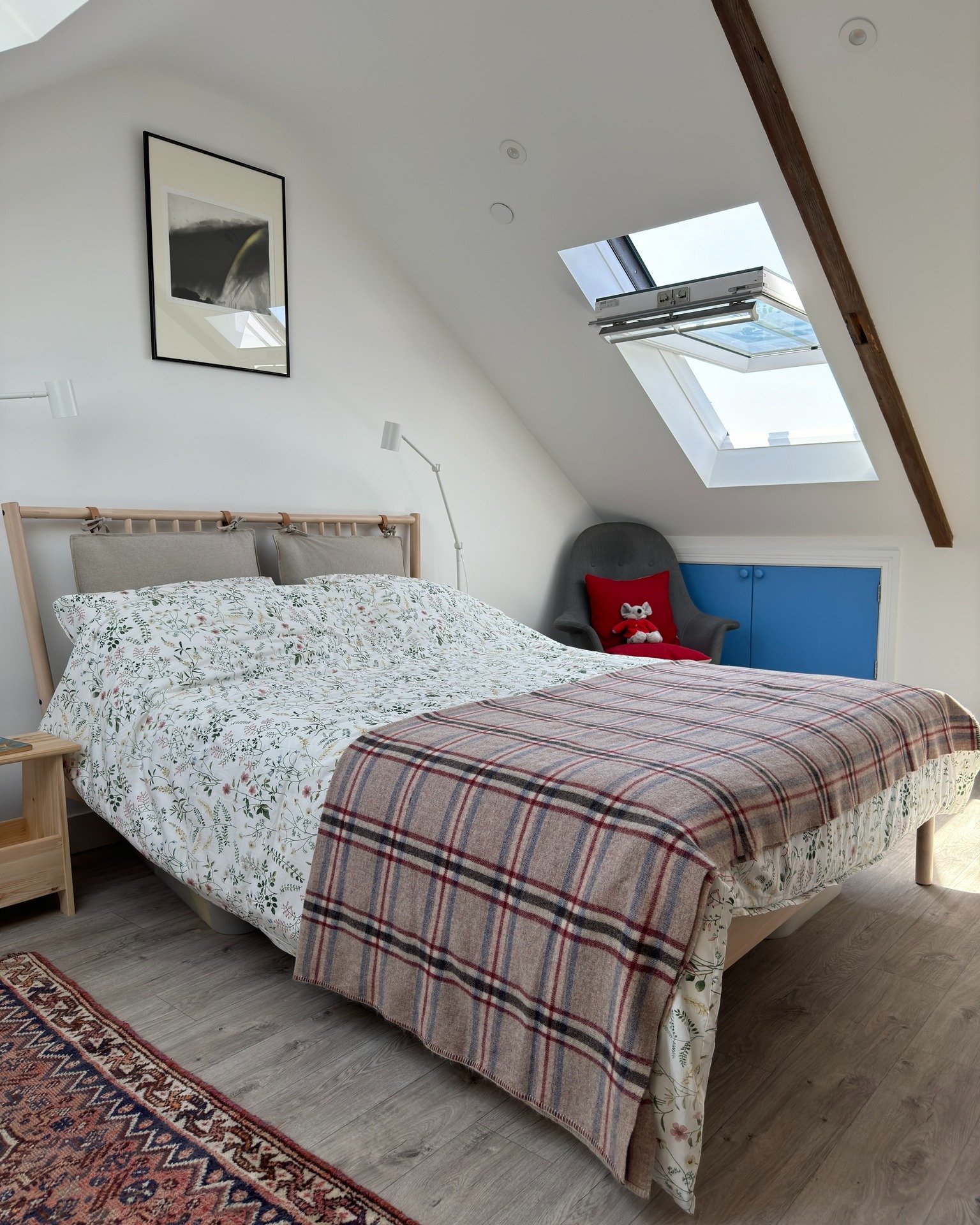 Pleased to share one of our latest projects&mdash;a breathtaking loft conversion in a beautiful converted chapel. This unique transformation has created two fantastic bedrooms while preserving the chapel&rsquo;s historic charm.

We retained the origi