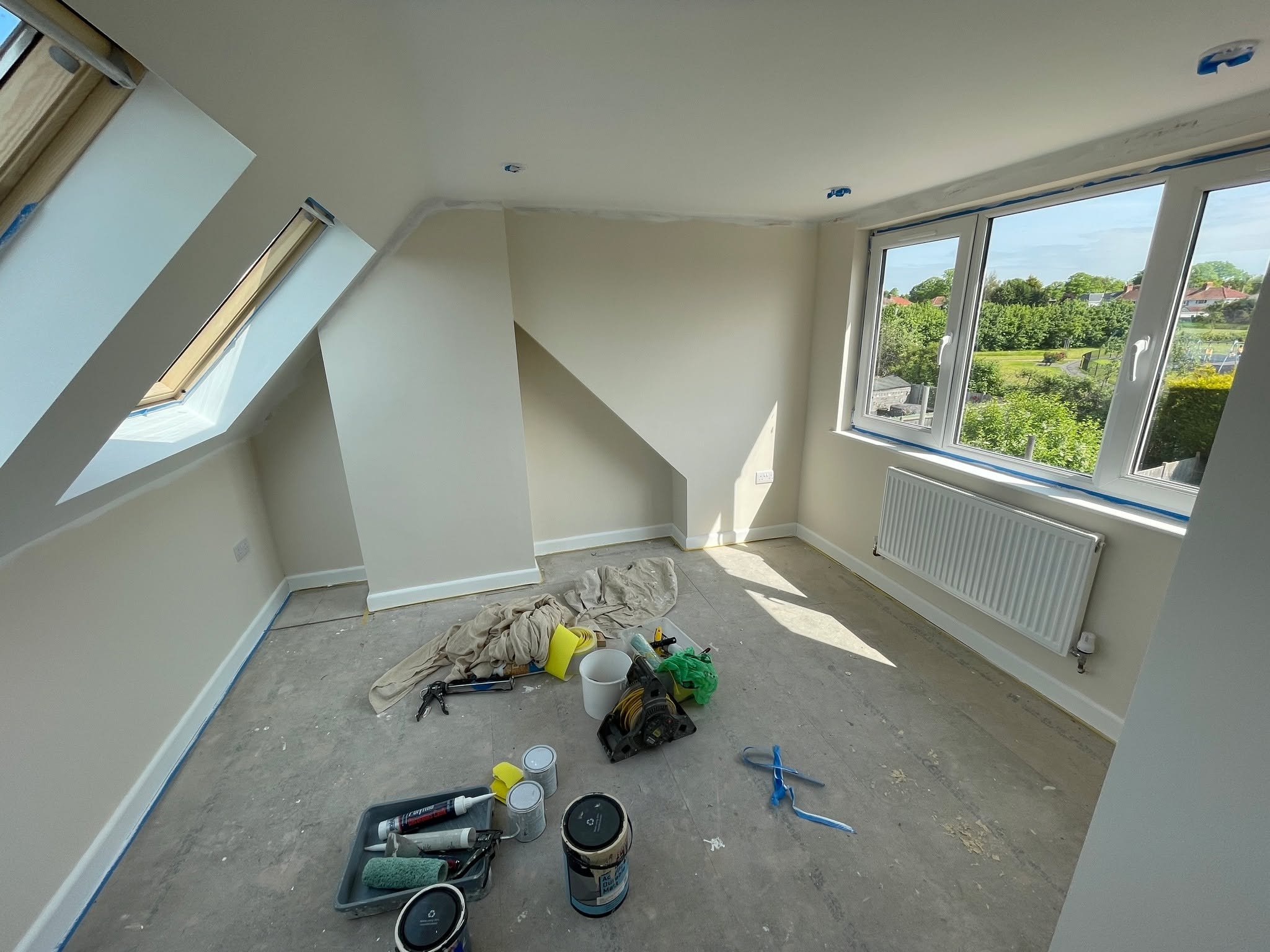 Loft conversion with side and rear dormer extensions, creating an additional bedroom with ensuite. Providing much needed additional space, whilst making the most of the gorgeous views.

#loftconversion #loftconversionspecialists #conversion #project 