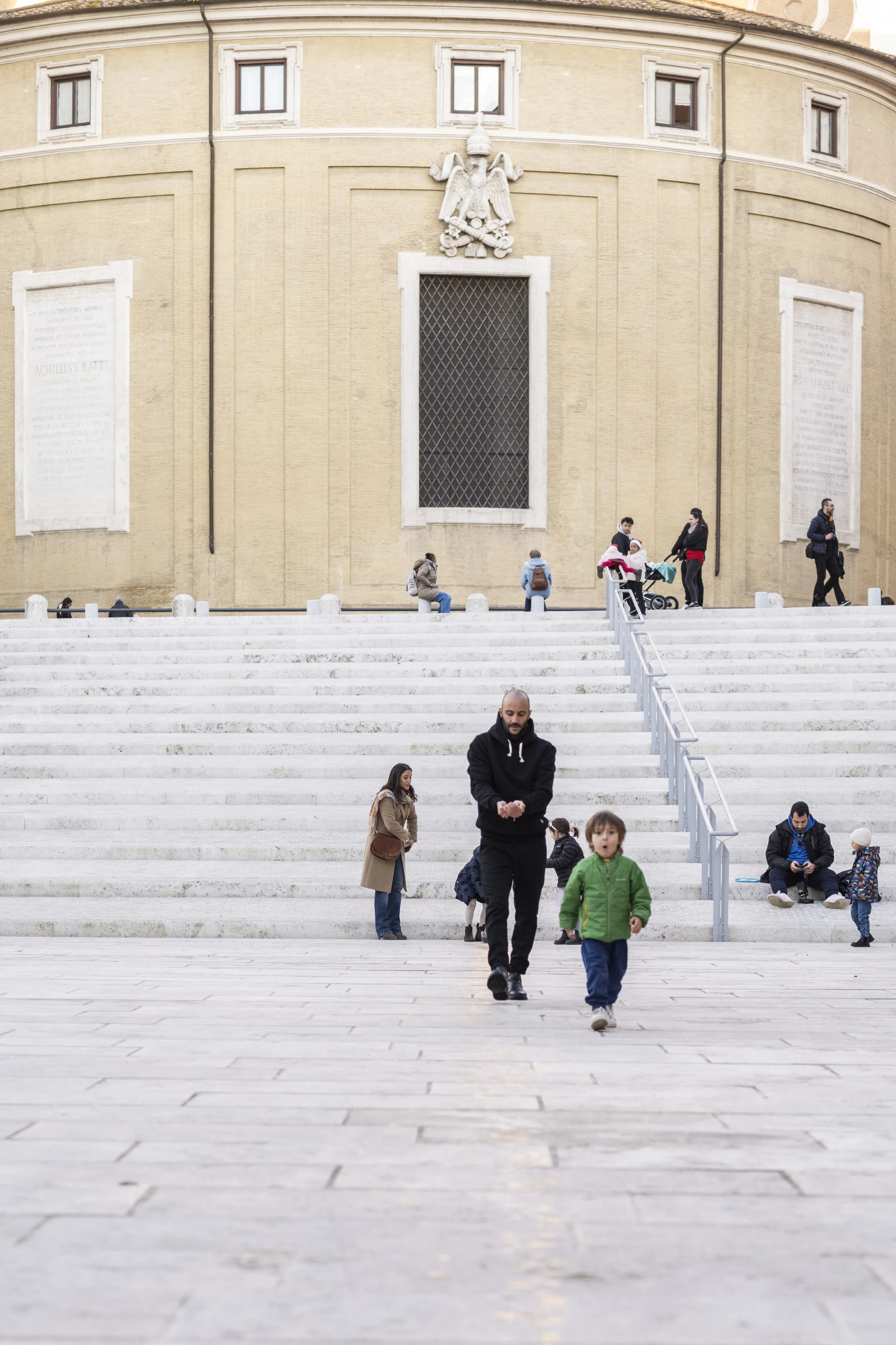 Luca_Piazza Augusto Imperatore_022.JPG