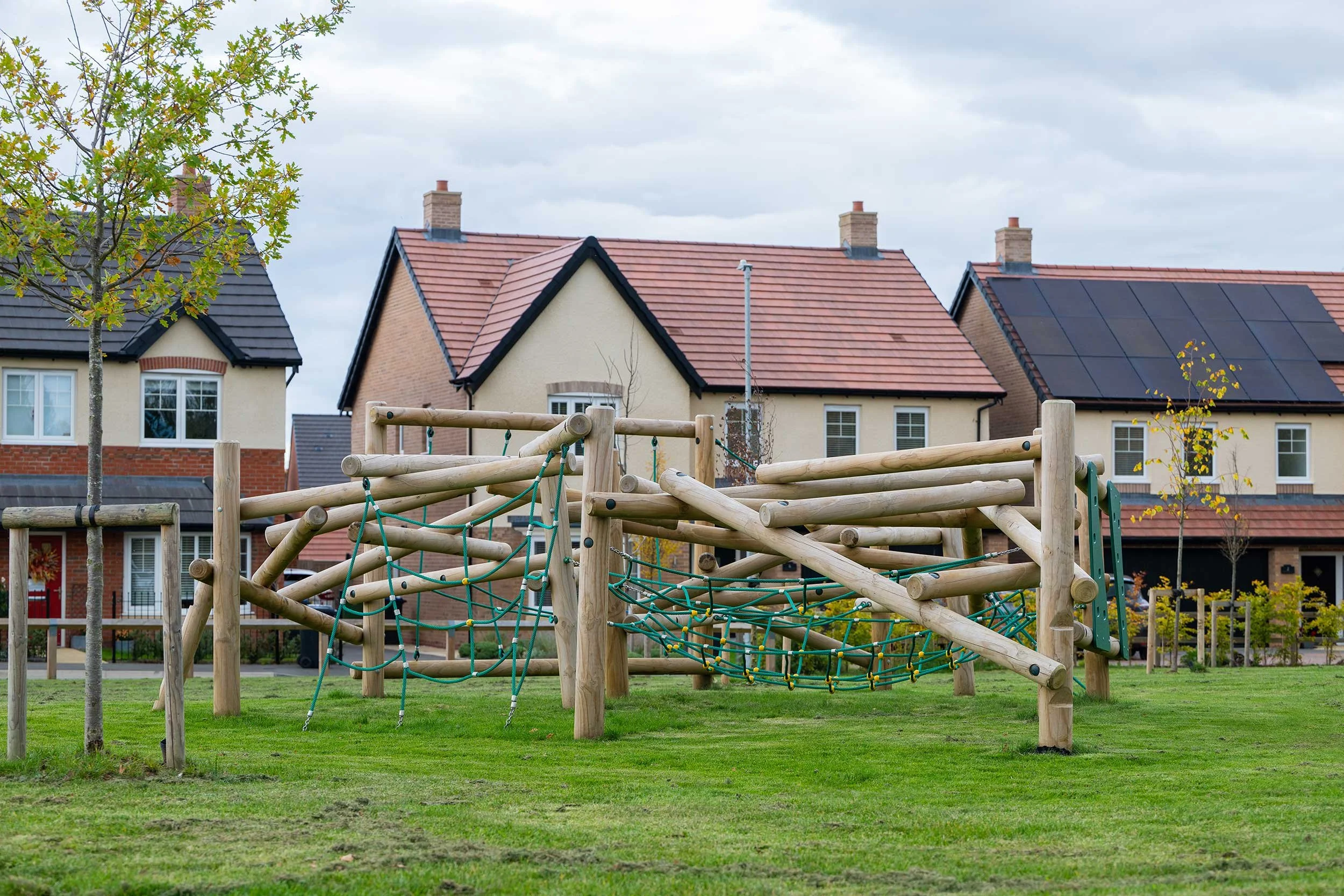 Kent Services Building & Property Maintenance - Housing development common areas and playground maintenance