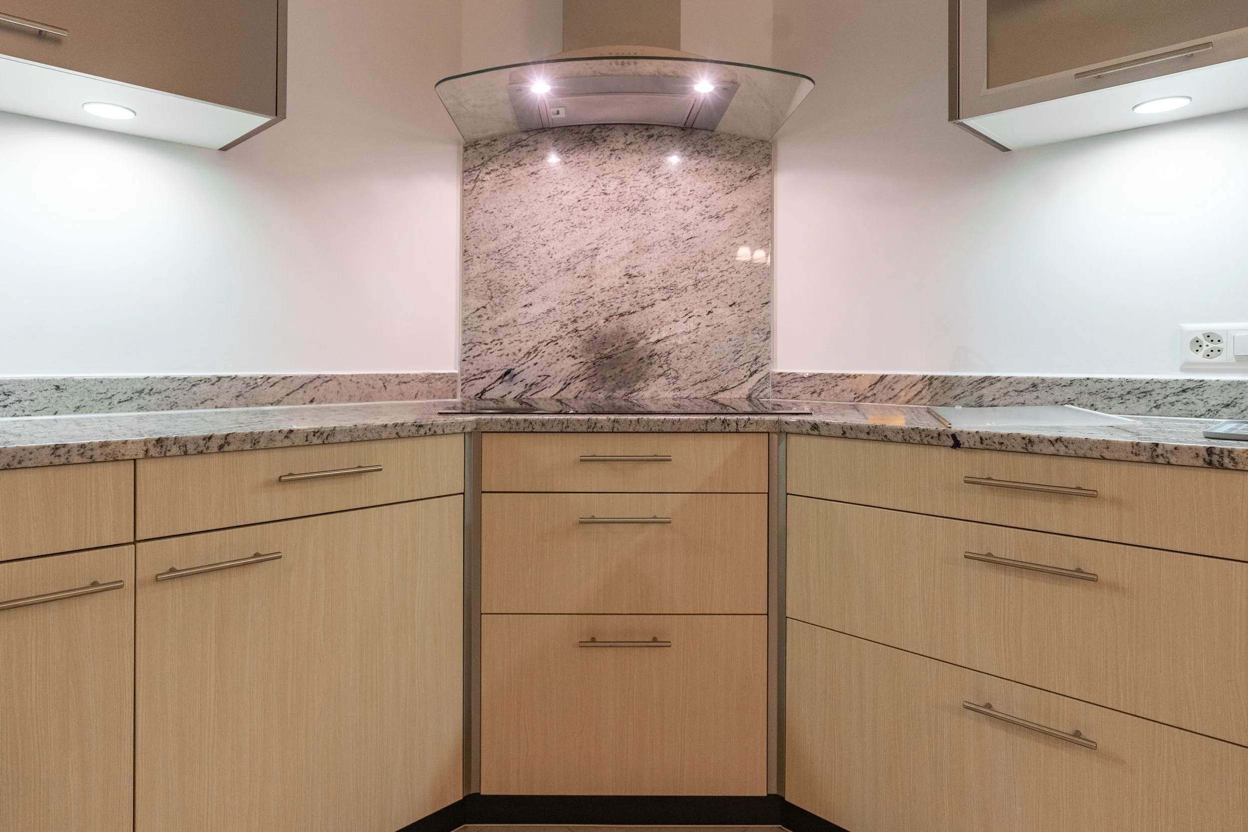 Rénovation de cuisine sans gros travaux : le covering pour moderniser rapidement et durablement