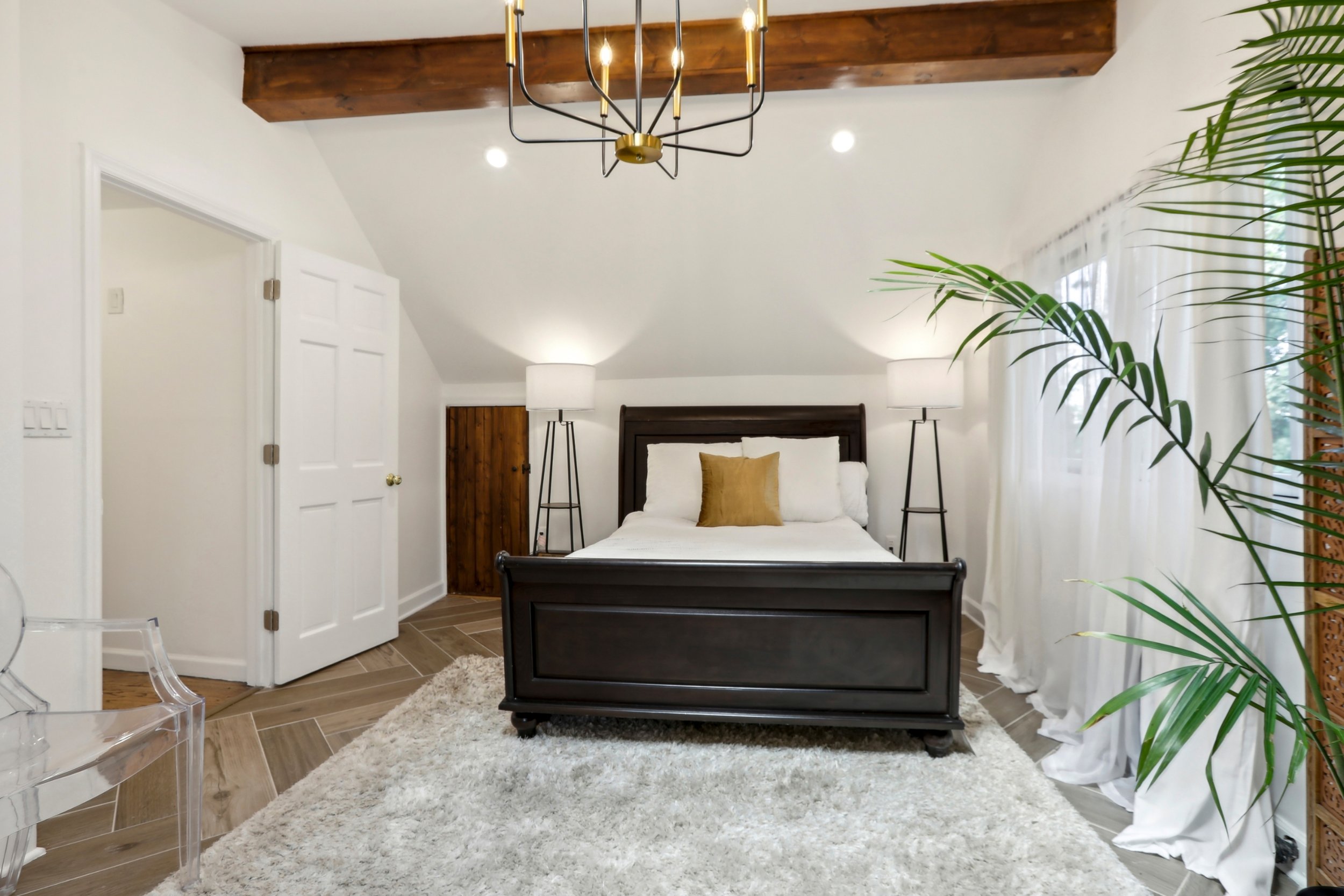 King Hudson - Mid Century Modern Furniture Staging for Real Estate Photography and Open Houses in New Jersey (19).jpeg