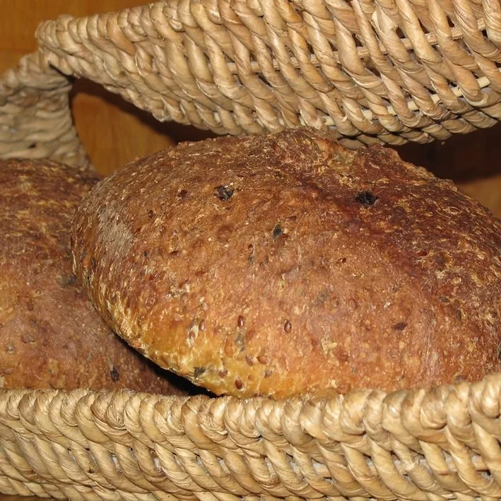  Sweet Earth  Honey sweetened multigrain bread with sunflower seeds, raisins, flax seeds, and bran.