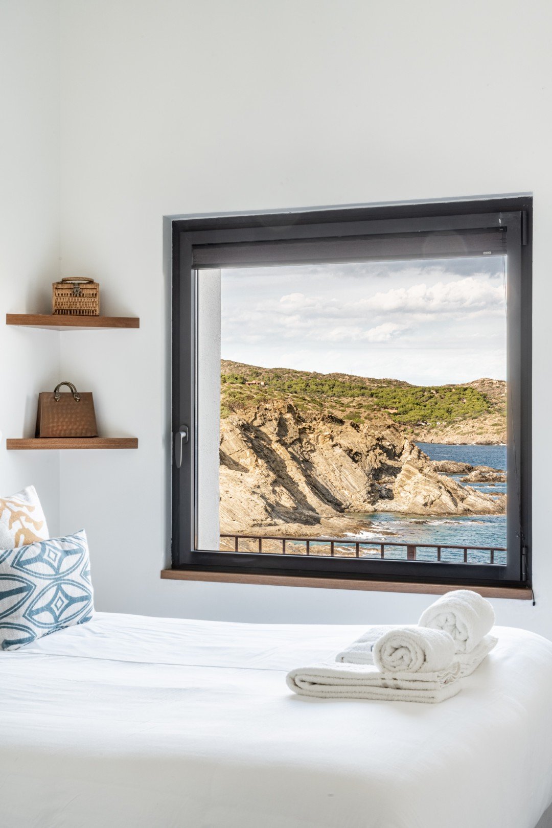 luxury house cadaqués sea view
