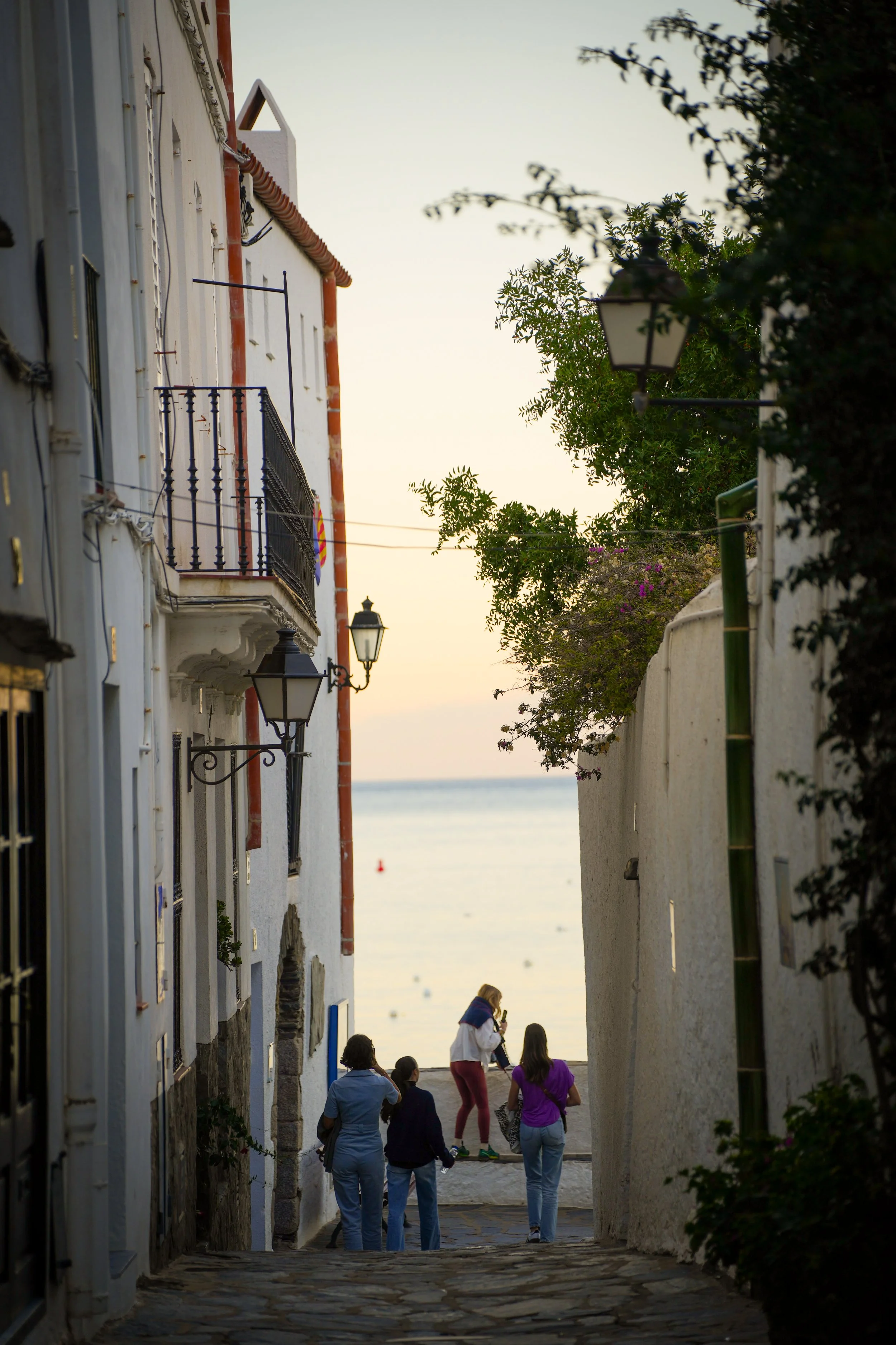things to do in cadaqués old town