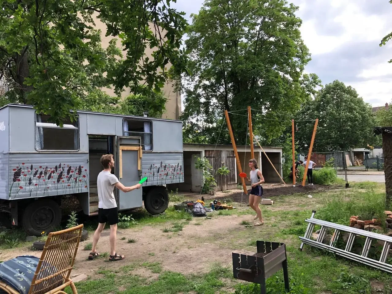 building the community in community garden