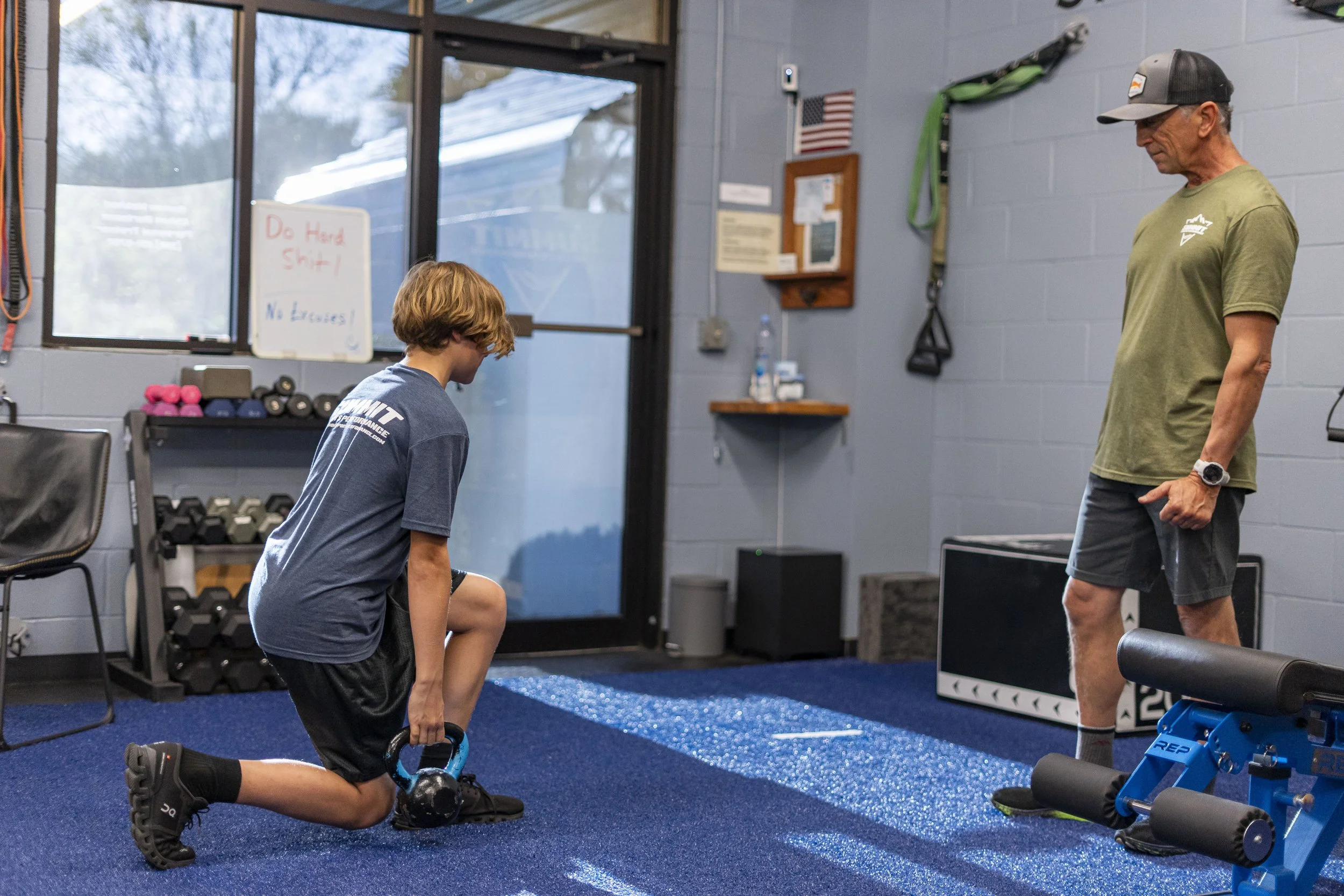 Summit Sports _108 use caros.JPG