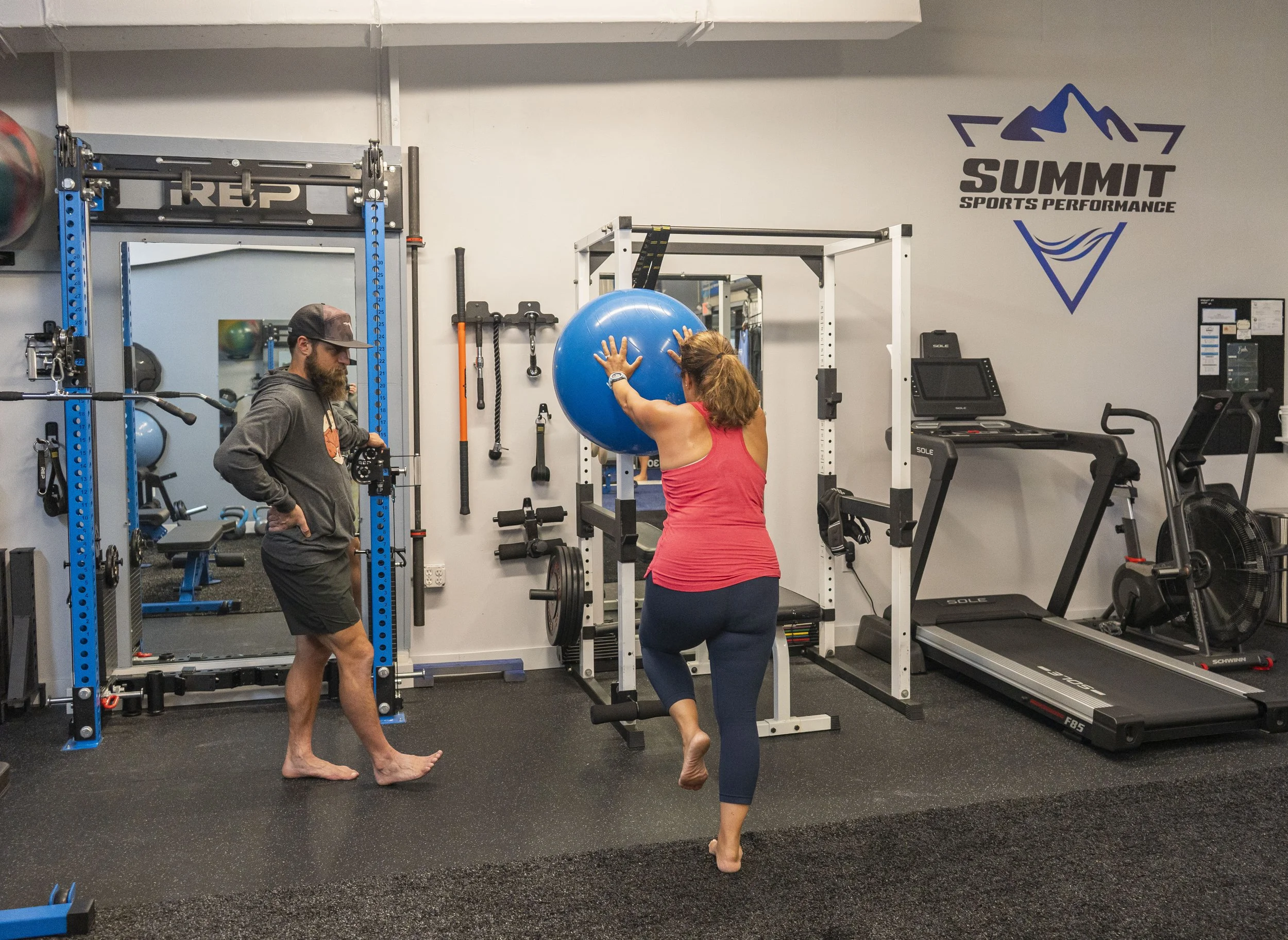 Summit Sports _11 use persnal trainning .JPG