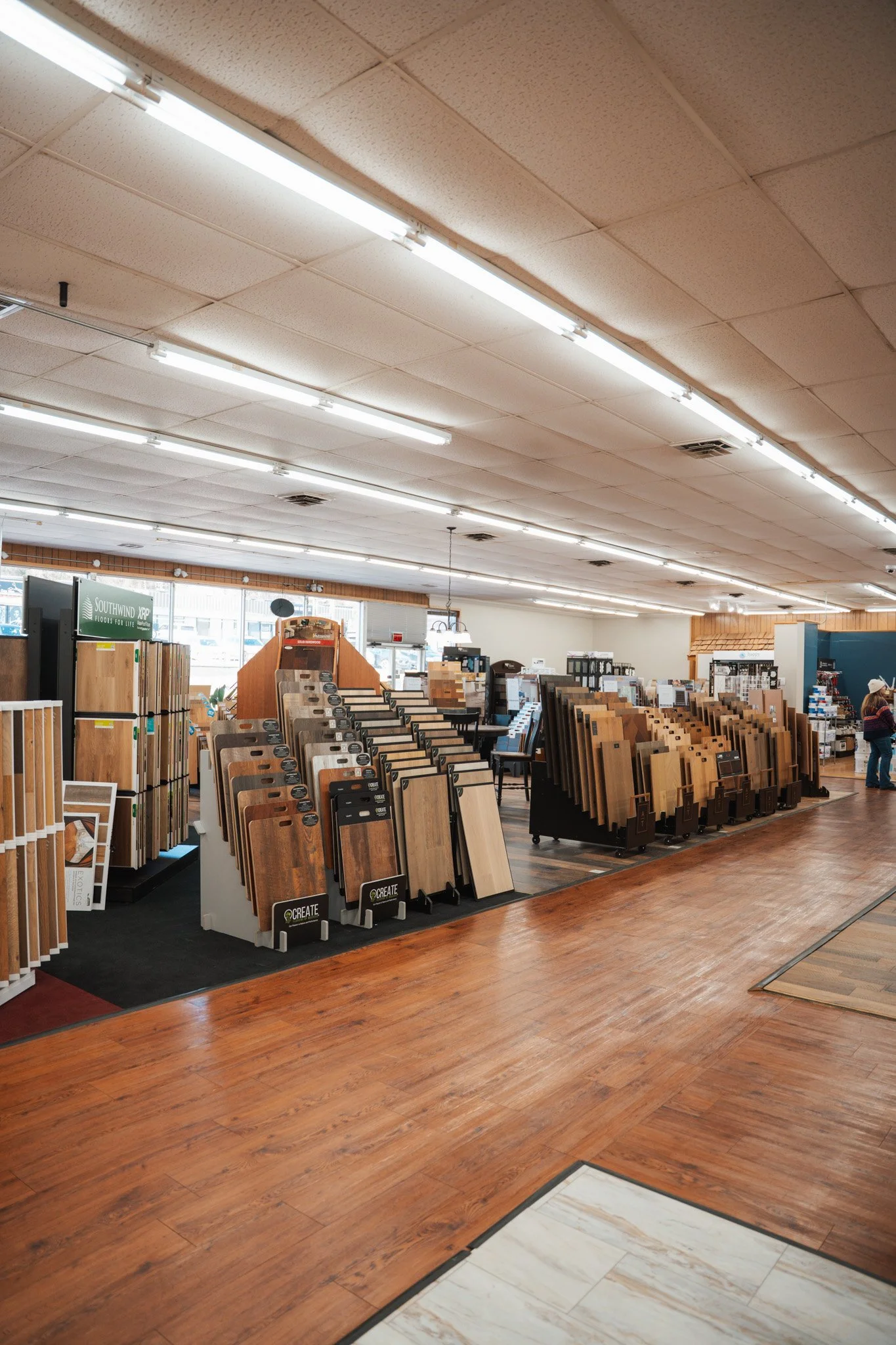 Solid vs. Engineered Hardwood: Which One Is Right For You?