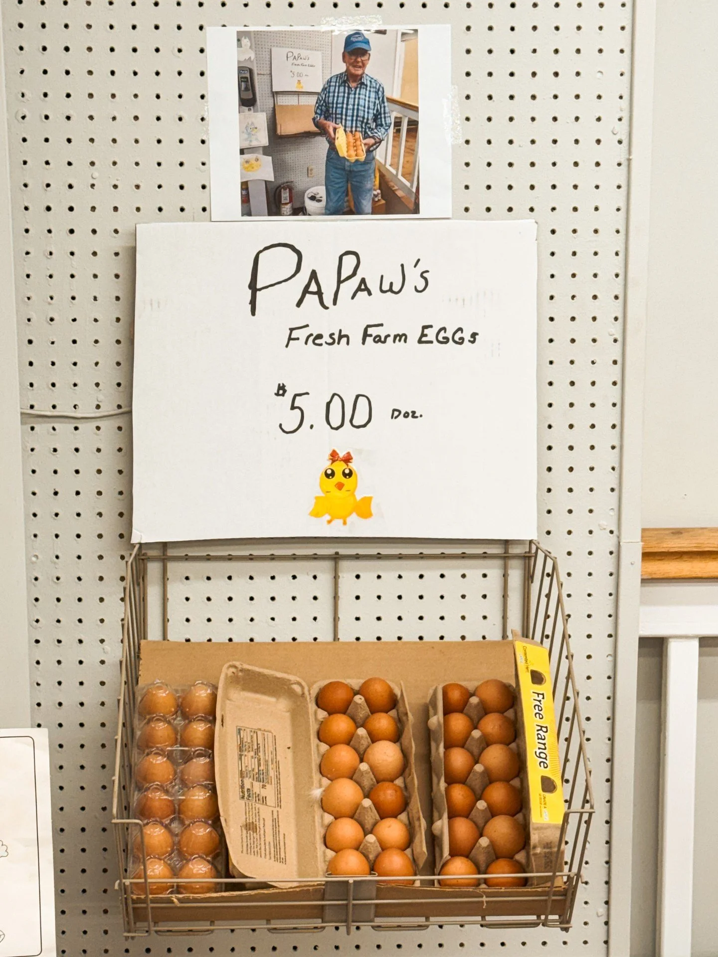Where else can you pick up paint and farm fresh eggs in the same stop? Only at Nantahala. 🍳

Stop by the showroom most days and grab a dozen straight from the farm!

📍 Visit 301 Depot St, Franklin NC
📞 Call (828) 369-1200