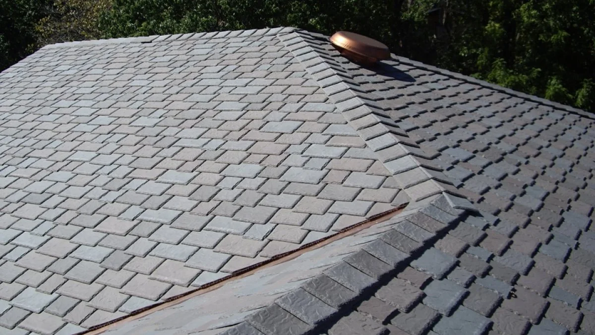 DaVinci Roofing for WNC Homes at Nantahala Home Center in Franklin, NC