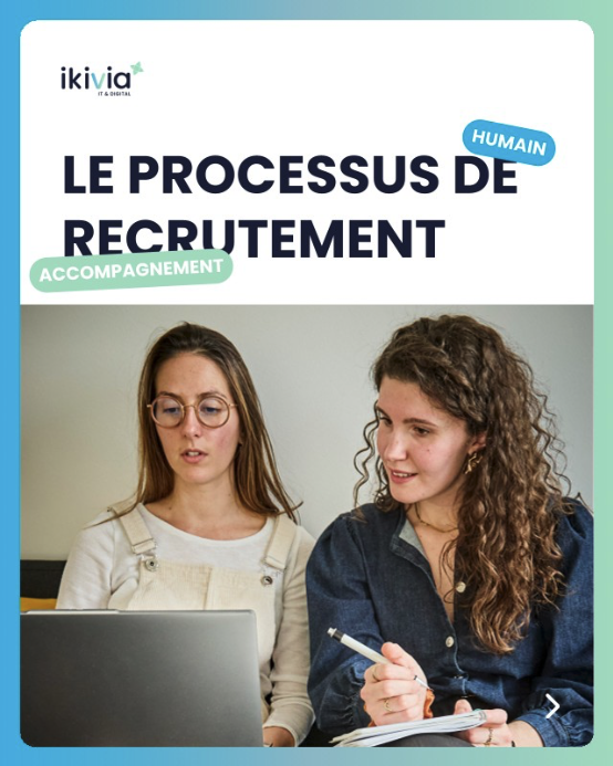 Discussions entre deux jeunes femmes qui travaillent chez Ikivia