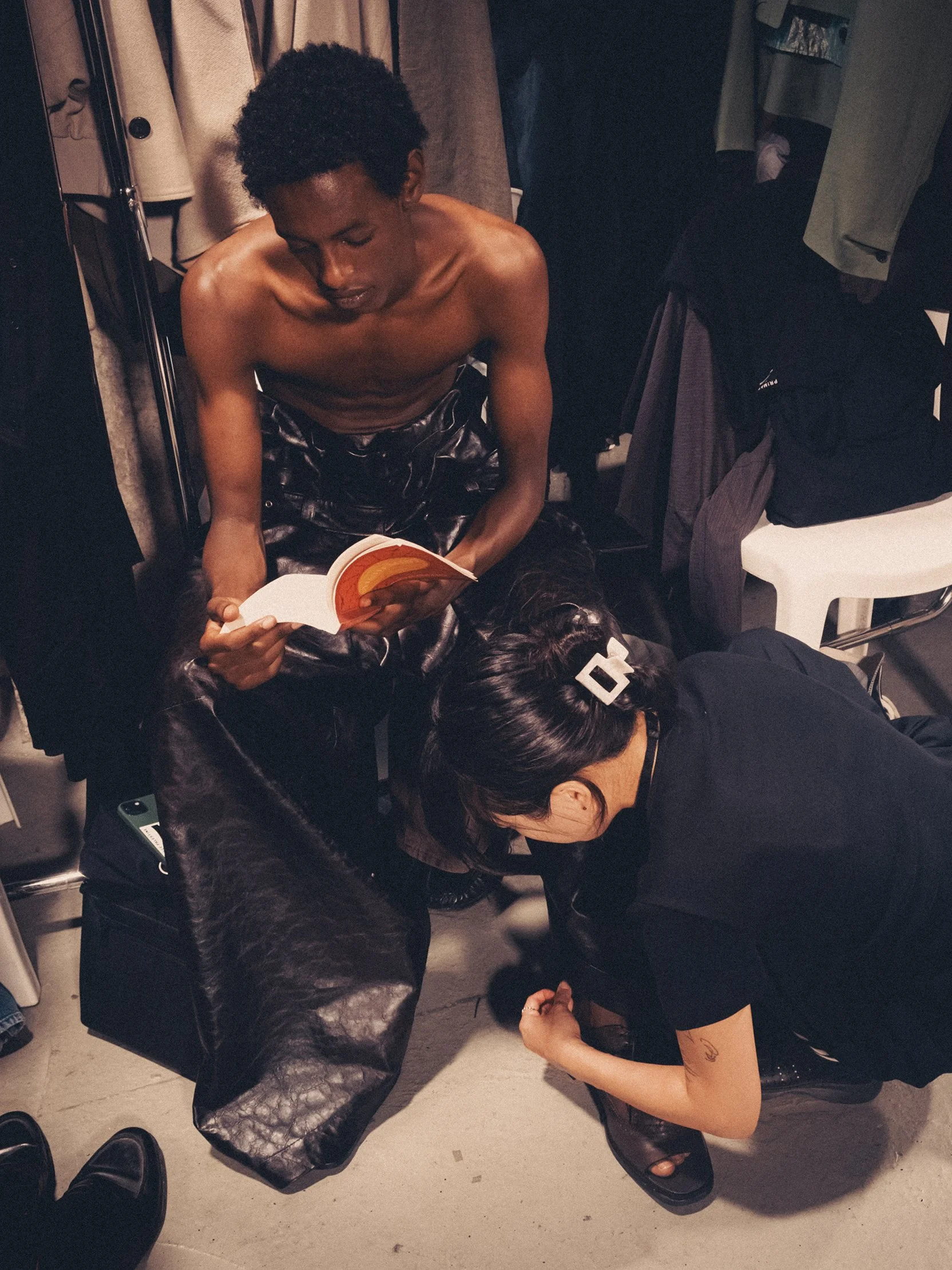 songzio ss27 backstage (1).jpg