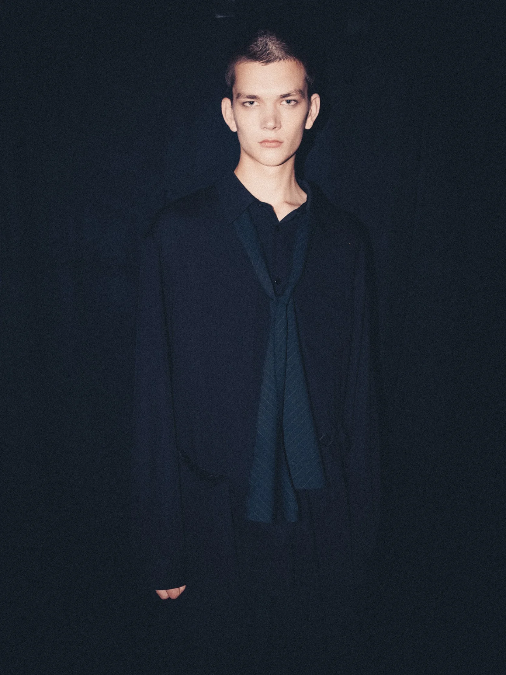 songzio ss27 backstage (3).jpg