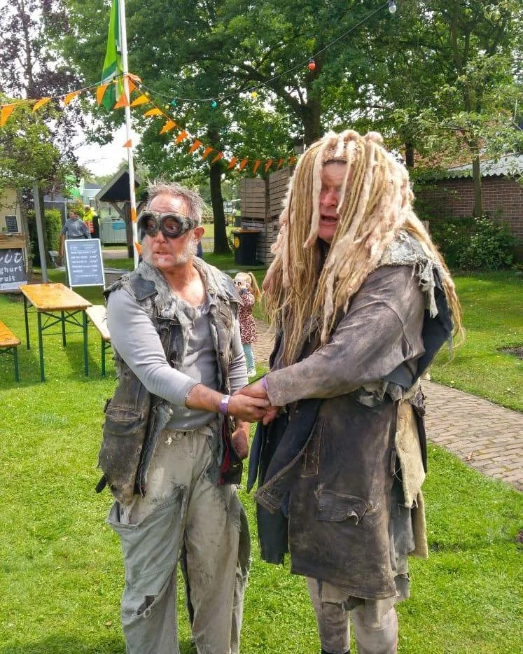 HYDRA @ HOOTCHIEKOE

Vandaag en morgen speelt Hydra Theater een aantal toffe acts op Hootchiekoe Festival. 

#hydra #hootchiekoe #festival #theater