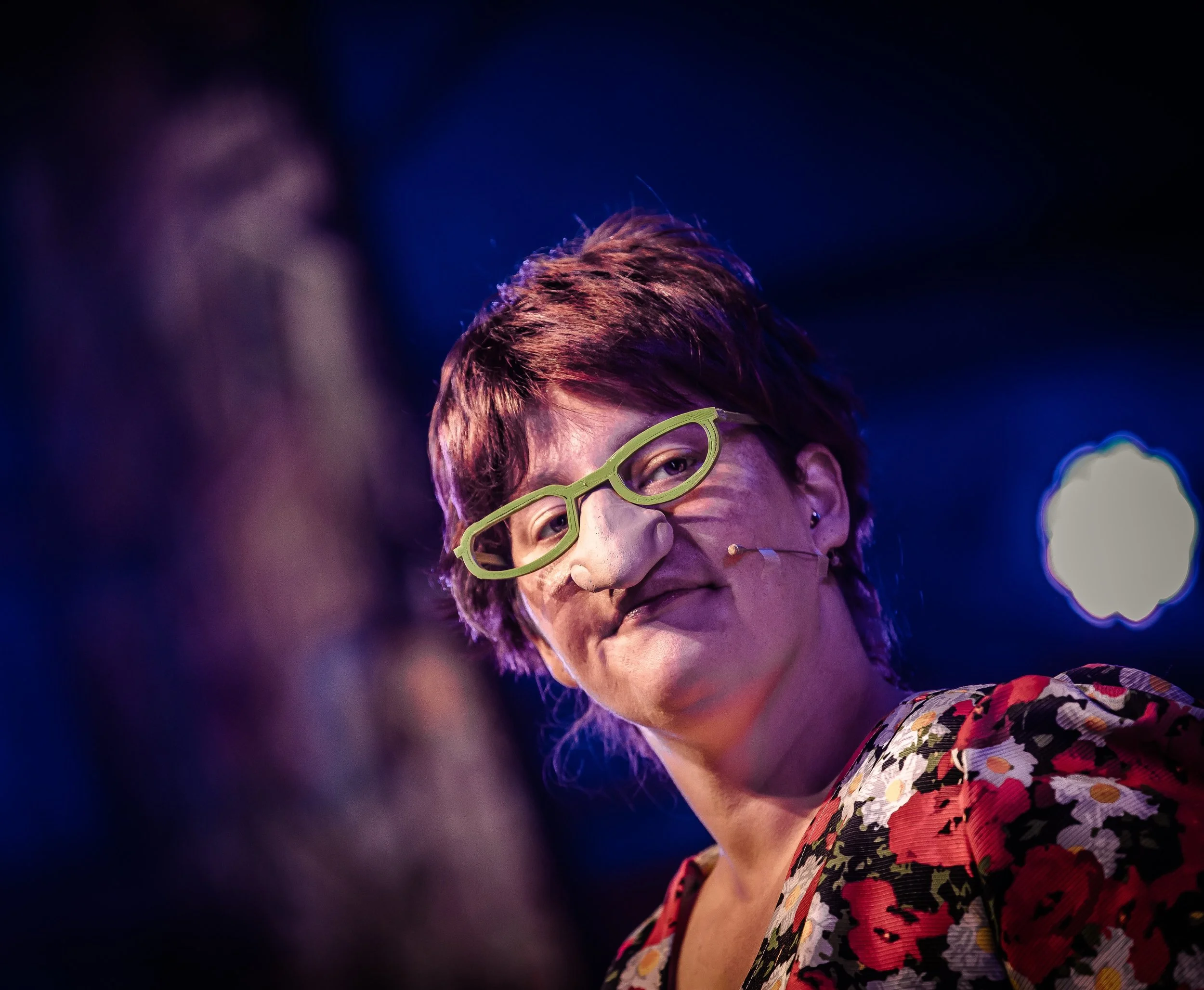VOORSTEL VRIJDAG 🎭

DAPHNE COLIJN - Speler
&ldquo;Sinds 2012 ben ik speler bij Hydra. Zenuwachtig maar vol enthousiasme deed ik auditie voor Elektriek. Na deze ervaring ontving ik mail met de vraag of ik vaker met Hydra mee zou willen spelen. Sindsd
