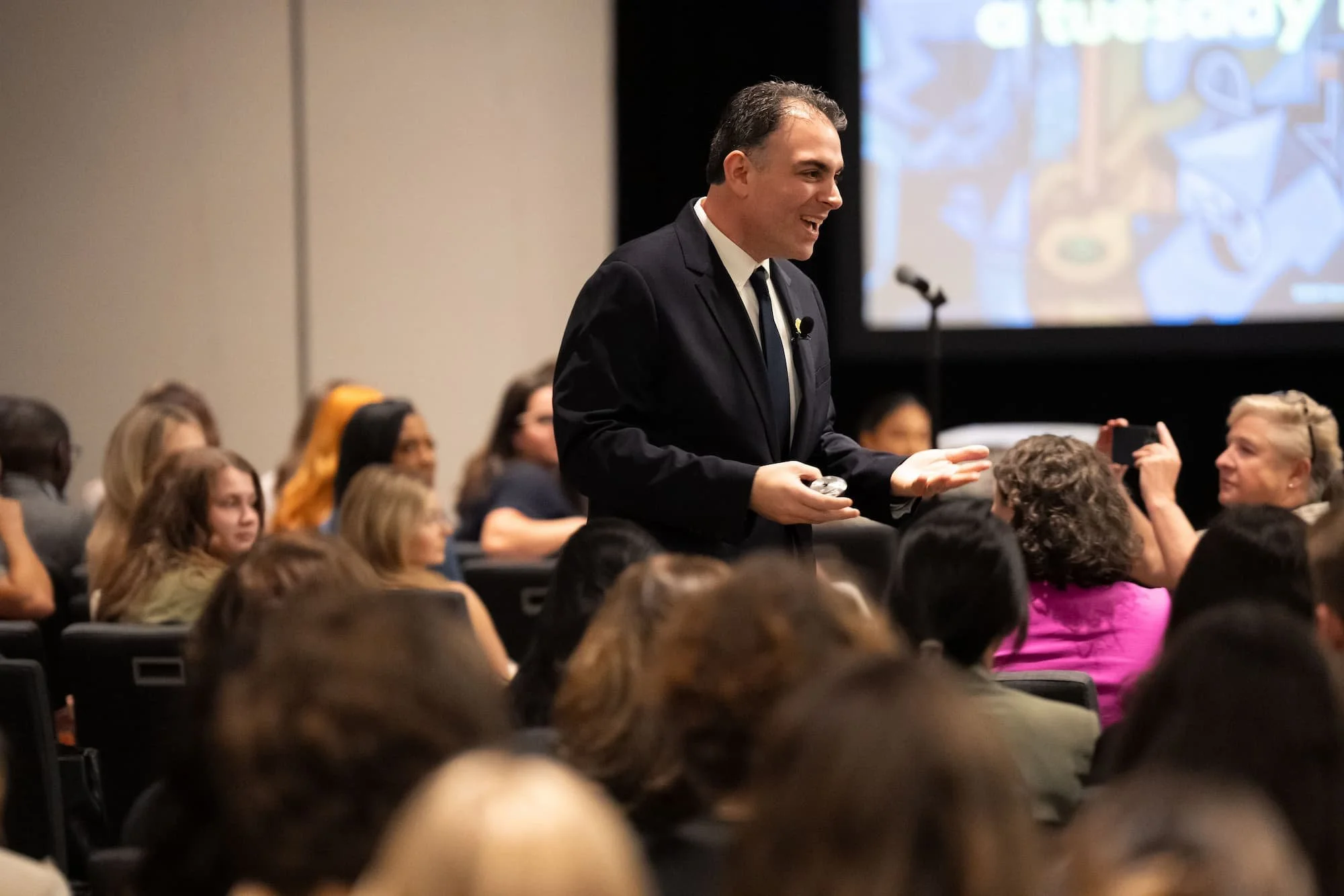 Mark Mohammadpour hosting a Keynote Conversation with a live audience