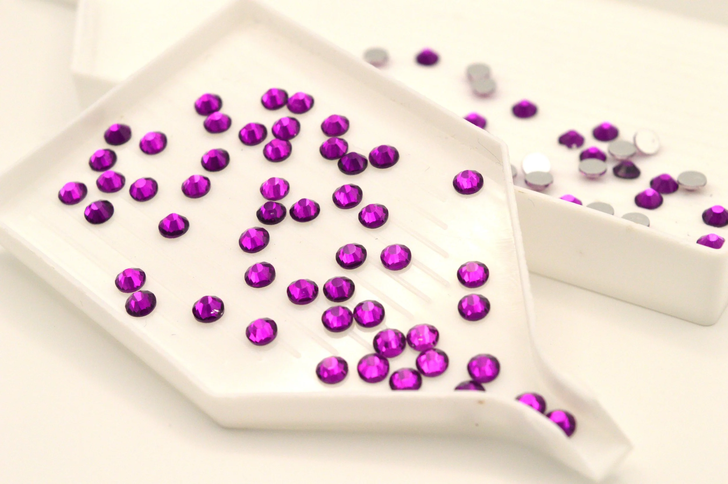 LUNA Non-Hotfix Grape Purple SS20