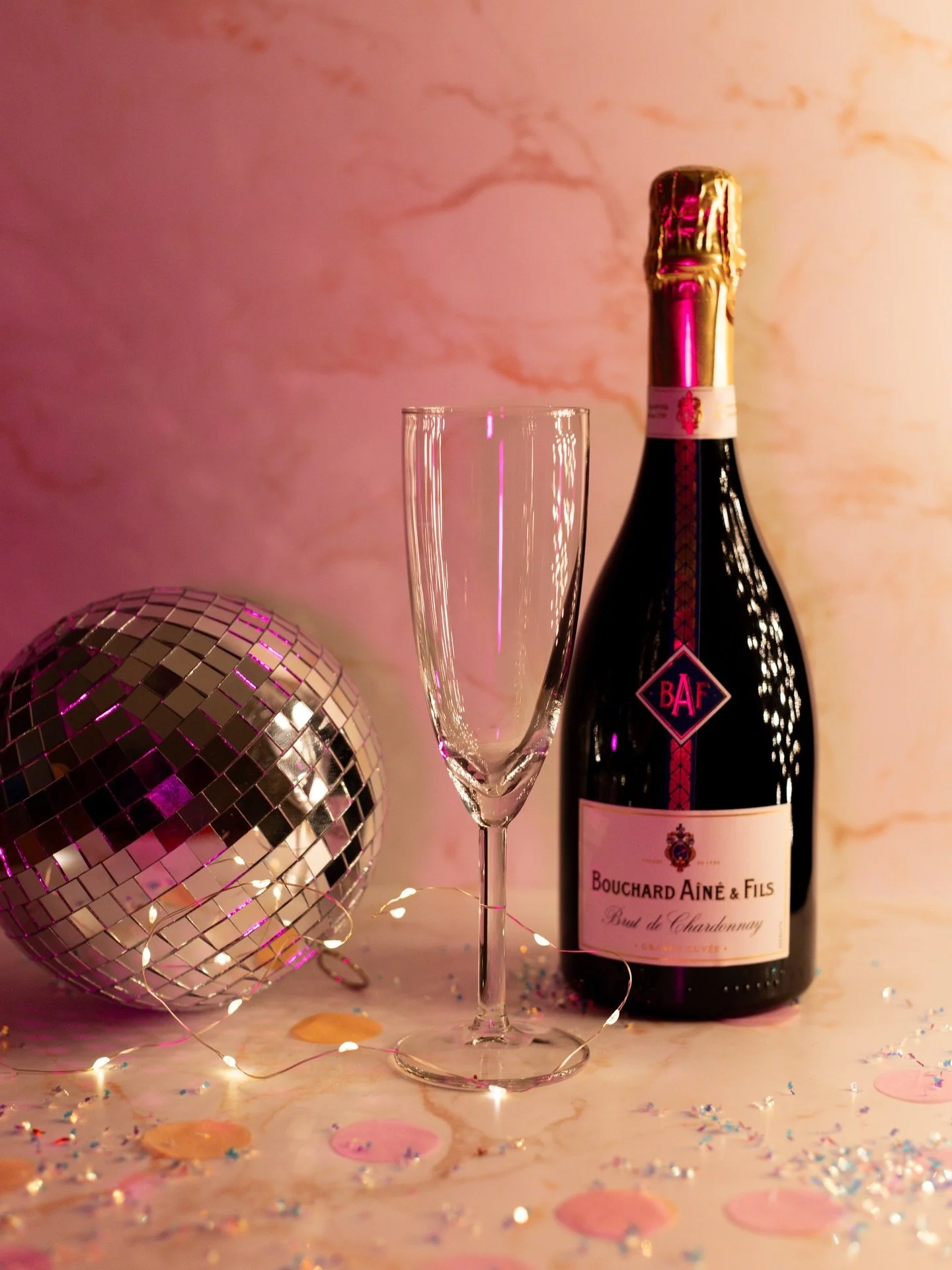 Hele fijne kerstdagen✨ Maak er iets moois van!
Geniet &amp; proost 🥂🎄