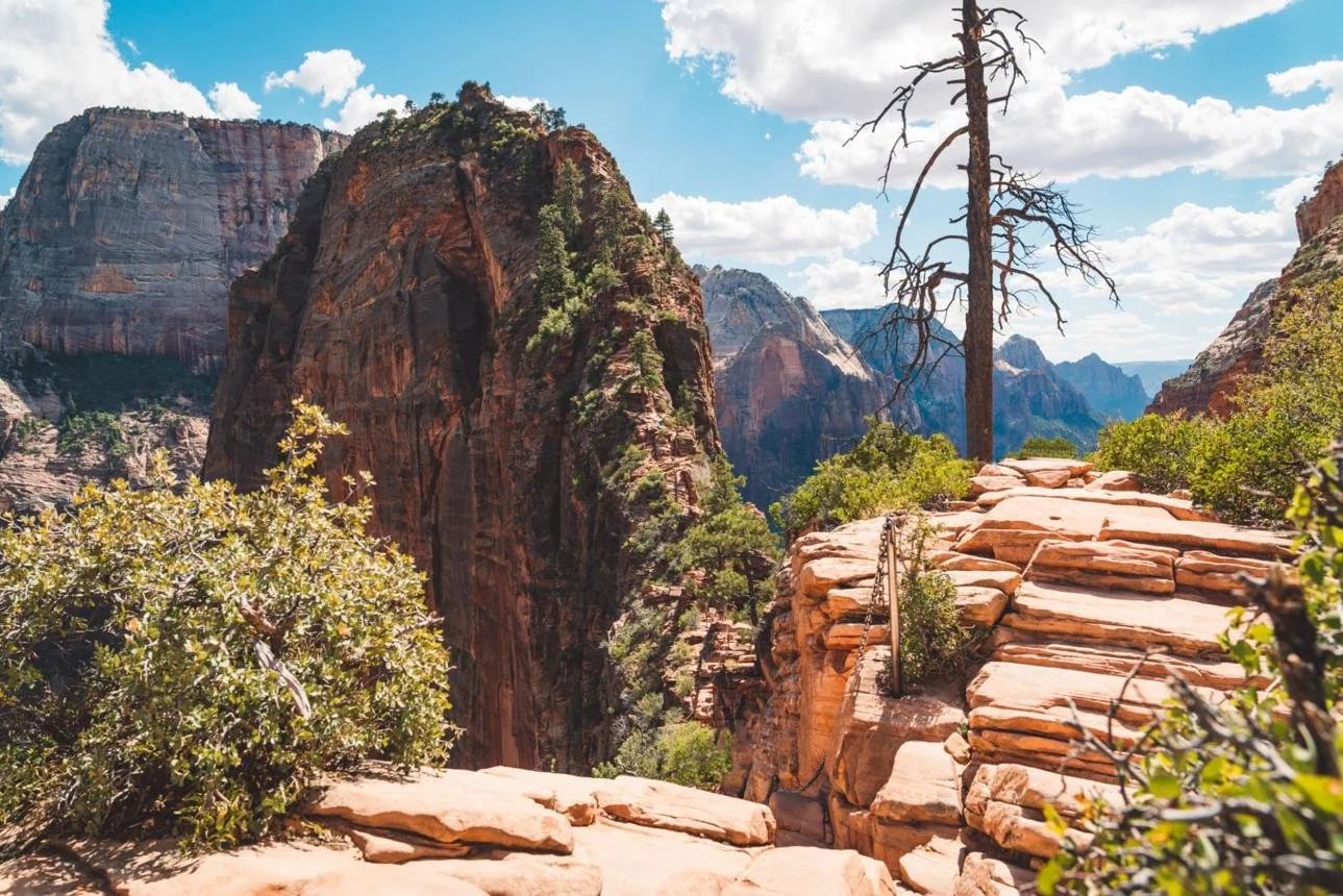 Zion National Park shuttle at The Grotto stop for Angels Landing trailhead