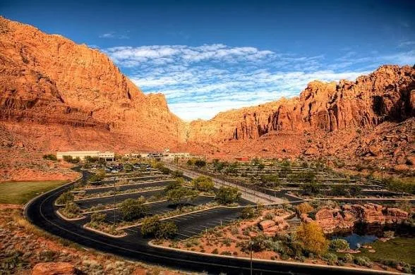 Car rental in Ivins Utah near Snow Canyon and Zion National Park