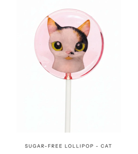Candylabs was founded in Montreal with a simple vision: to turn candy into tiny works of art. What started as a small handcrafted concept quickly became a unique boutique experience.