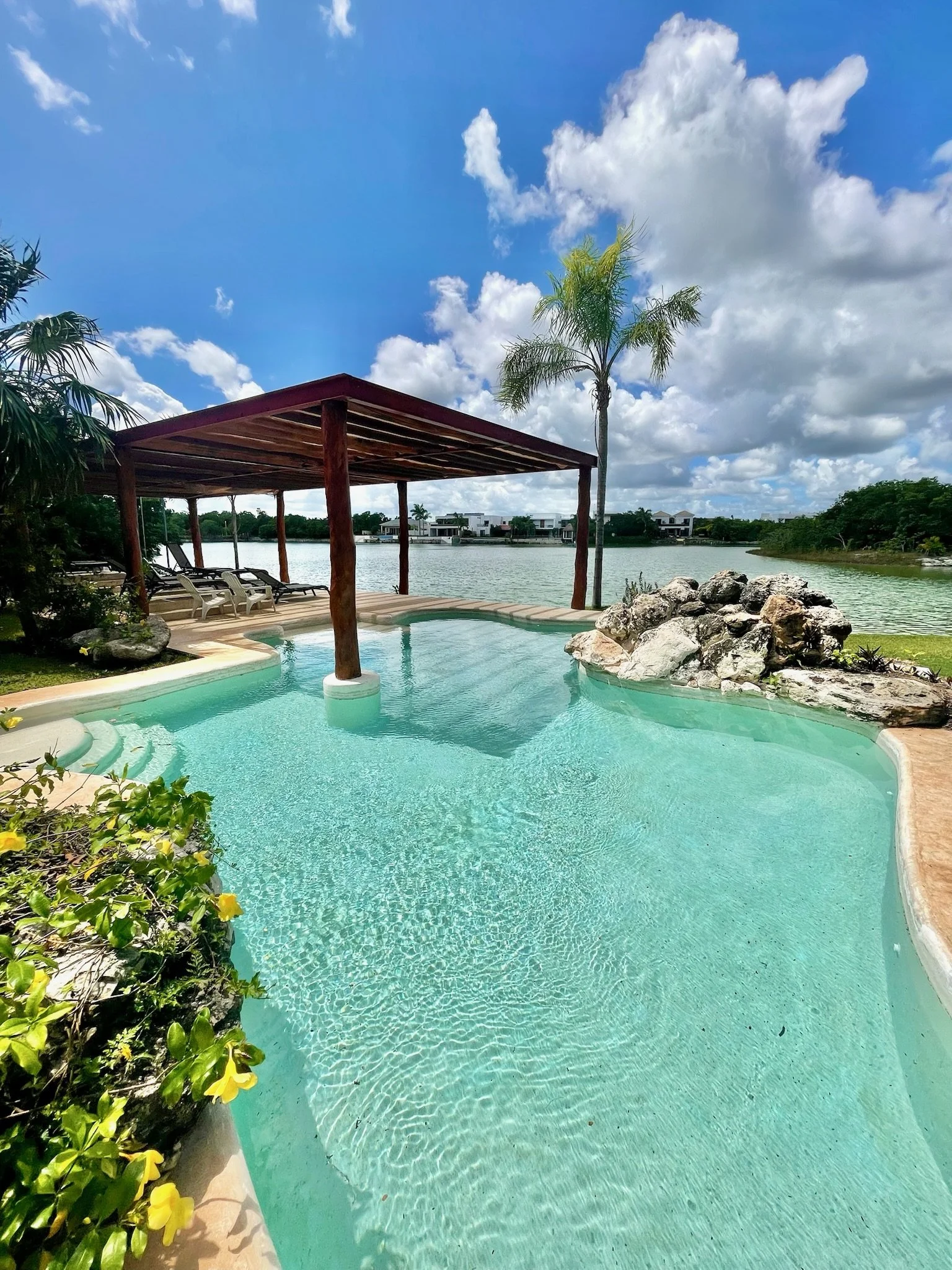 | VILLA 3 XIKNAL, LAGOS DEL SOL | MXN $7.5 M | 3 REC | 3.5 BATH | 203 M2 |